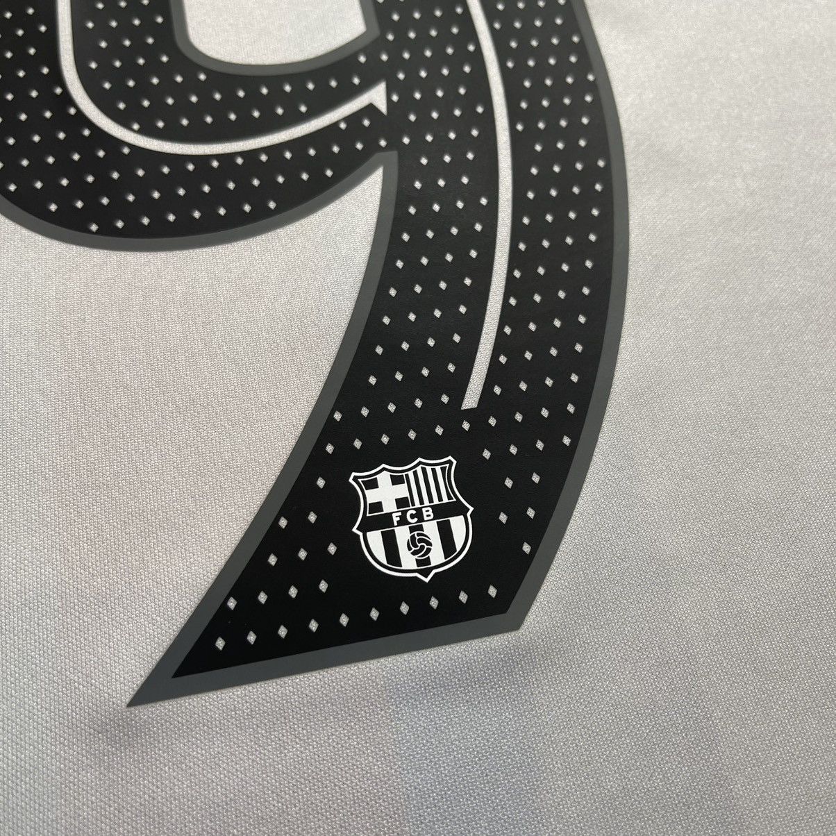 Nike × Vintage BARCELONA NIKE 2022/2023 SOCCER THIRD JERSEY #9 LEWANDOWSKI Size US S / EU 44-46 / 1 - 12 Thumbnail