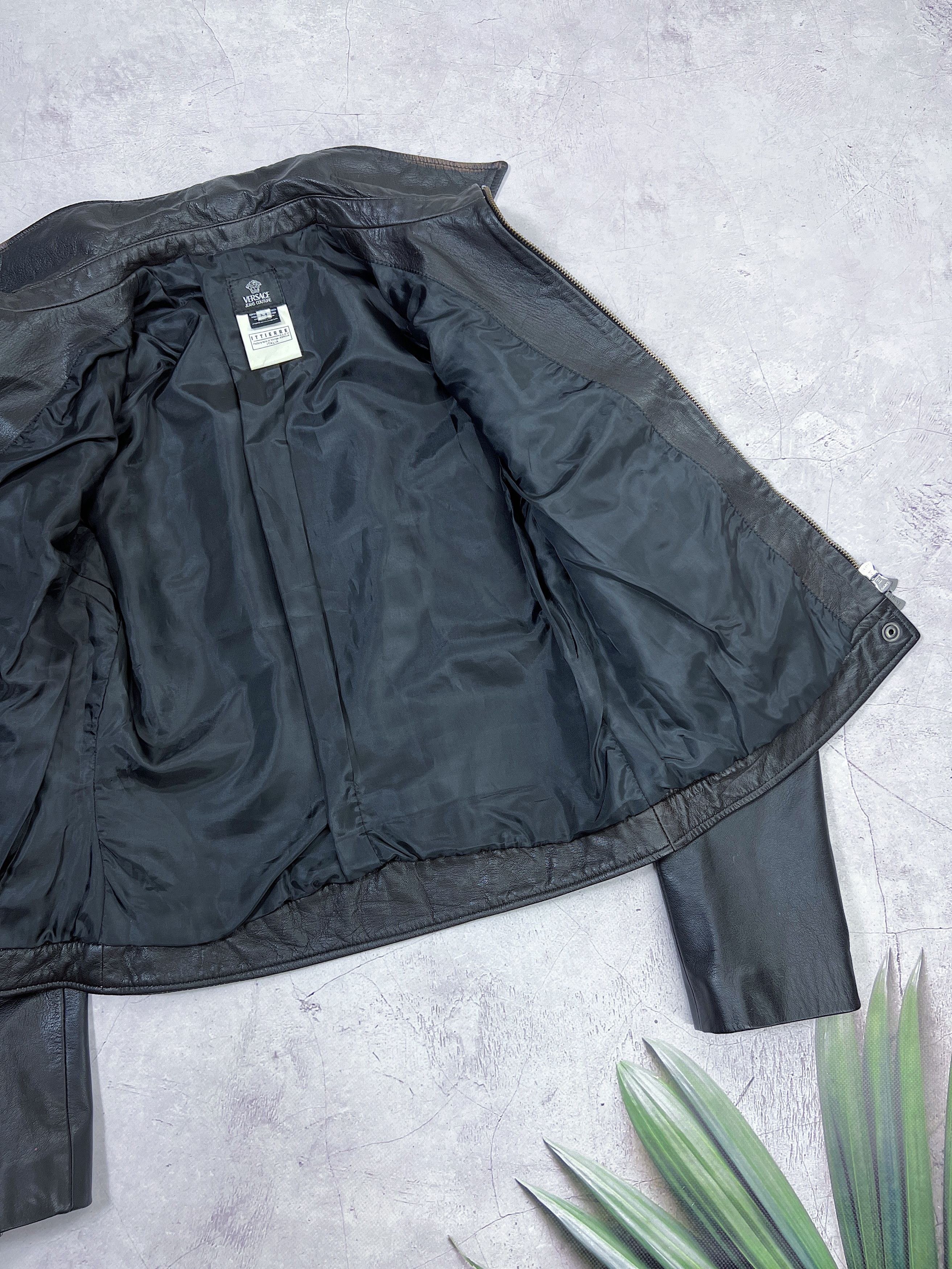 Versace × Versace Jeans Couture × Vintage Versace Jeans Couture Leather Jacket Distressed Design Size M / US 6-8 / IT 42-44 - 15 Thumbnail