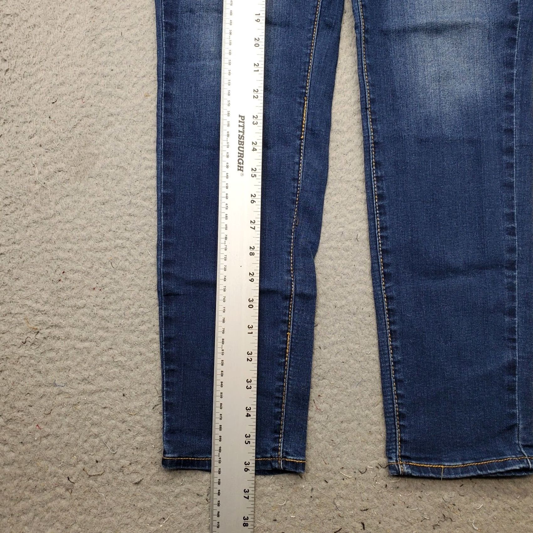 Levi's Levi's Womens 2 Jeans Curvy Skinny Denim Blue 2 Medium Inseam 28" 5-Pocket Stretch Comfort Size 26" / US 2 / IT 38 - 3 Thumbnail