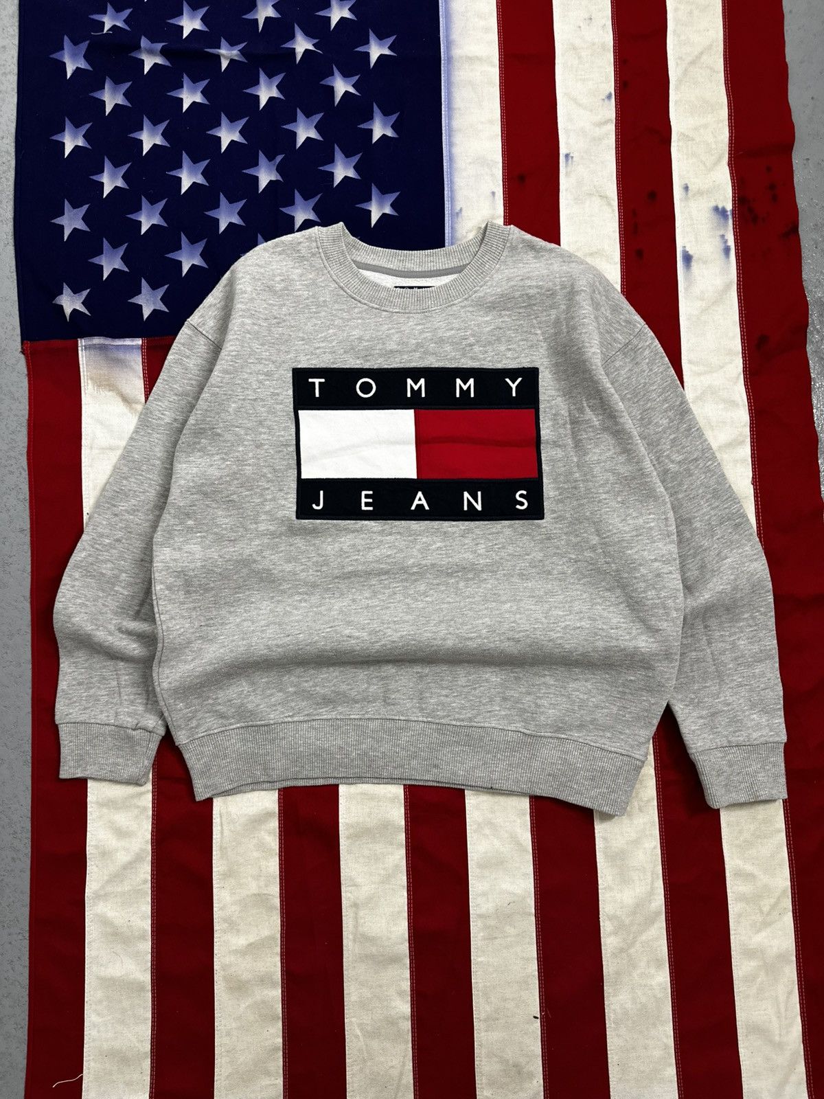 Tommy Hilfiger sweatshirt Tommy Hilfiger big logo Size US S / EU 44-46 / 1 - 1 Thumbnail