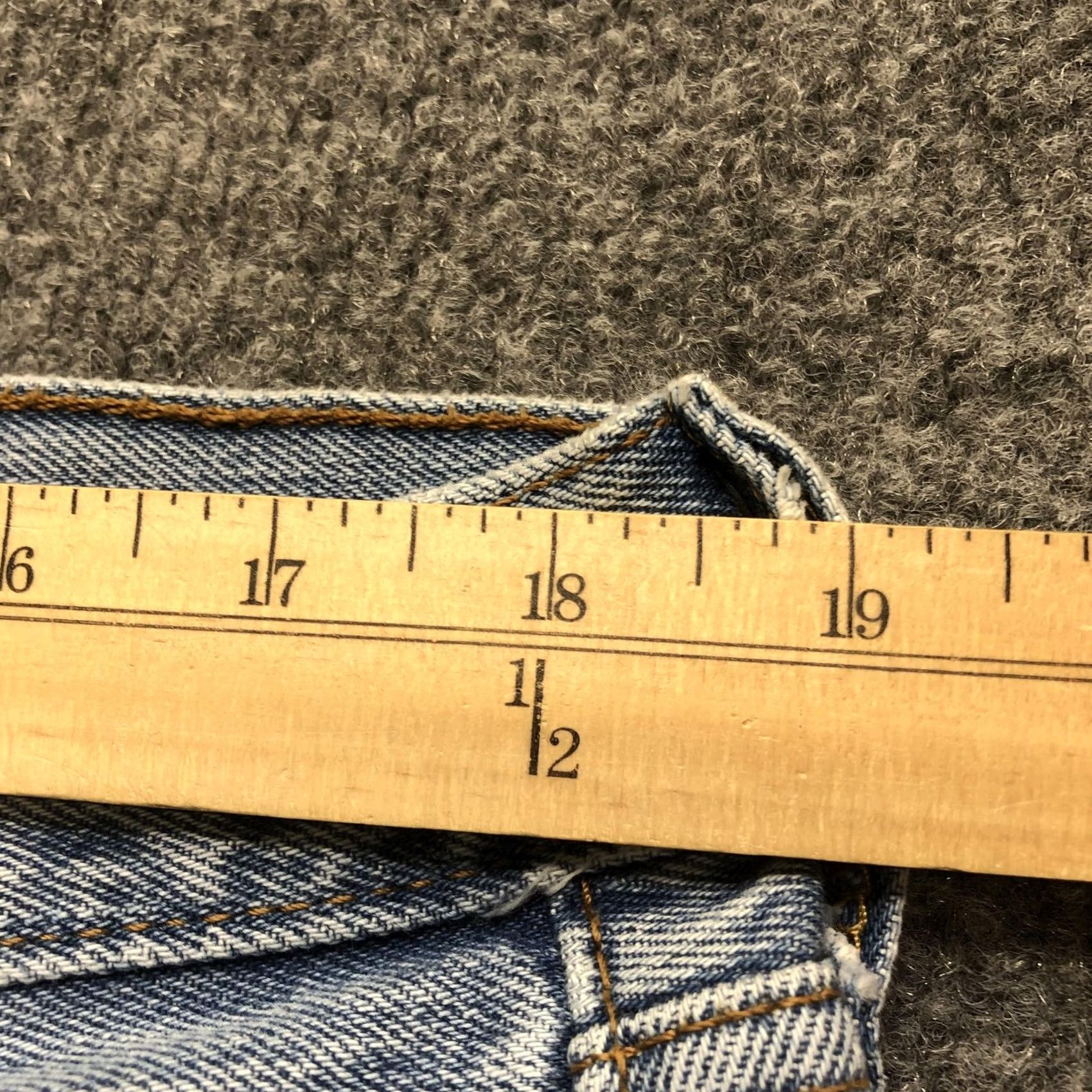 Levi's Levi's 501 Jeans Mens 38x30 Light Wash Blue Straight Denim Button Fly Pants Size US 38 / EU 54 - 2 Thumbnail