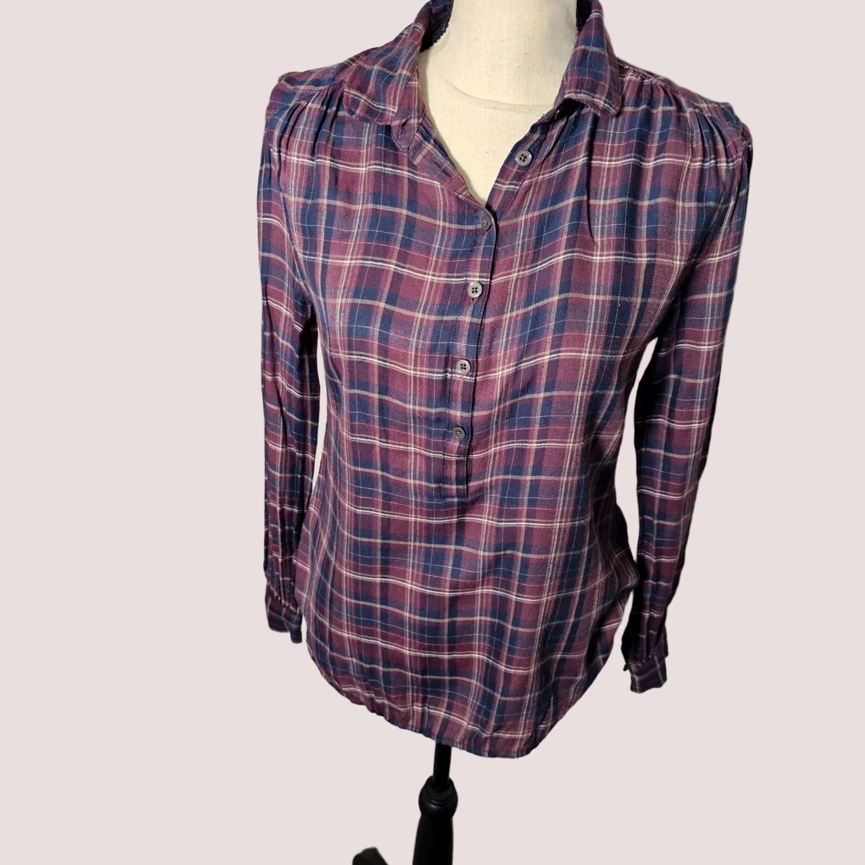 Loft Loft Blouse Shirt Tunic Long Sleeve Purple Plaid Button 1/2 Zip? Wait: No zip. Use pullover closure. Size M / US 6-8 / IT 42-44 - 1 Thumbnail
