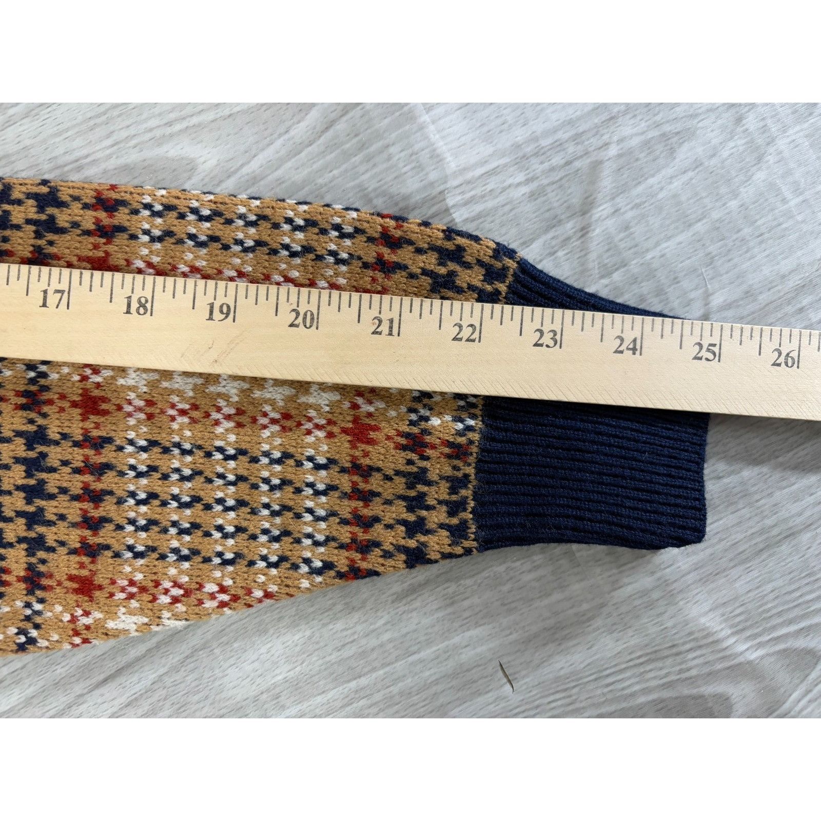 Robert Bruce Robert Bruce wool blend Cardigan Sweater sz L color brown pl Size US L / EU 52-54 / 3 - 6 Thumbnail