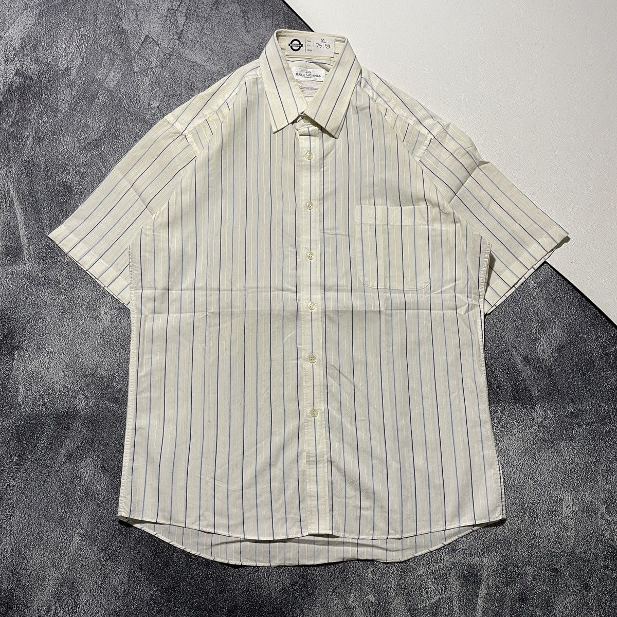 Vintage Vintage Balenciaga Pocket Shirts BB Embroidered Size US XL / EU 56 / 4 - 1 Thumbnail