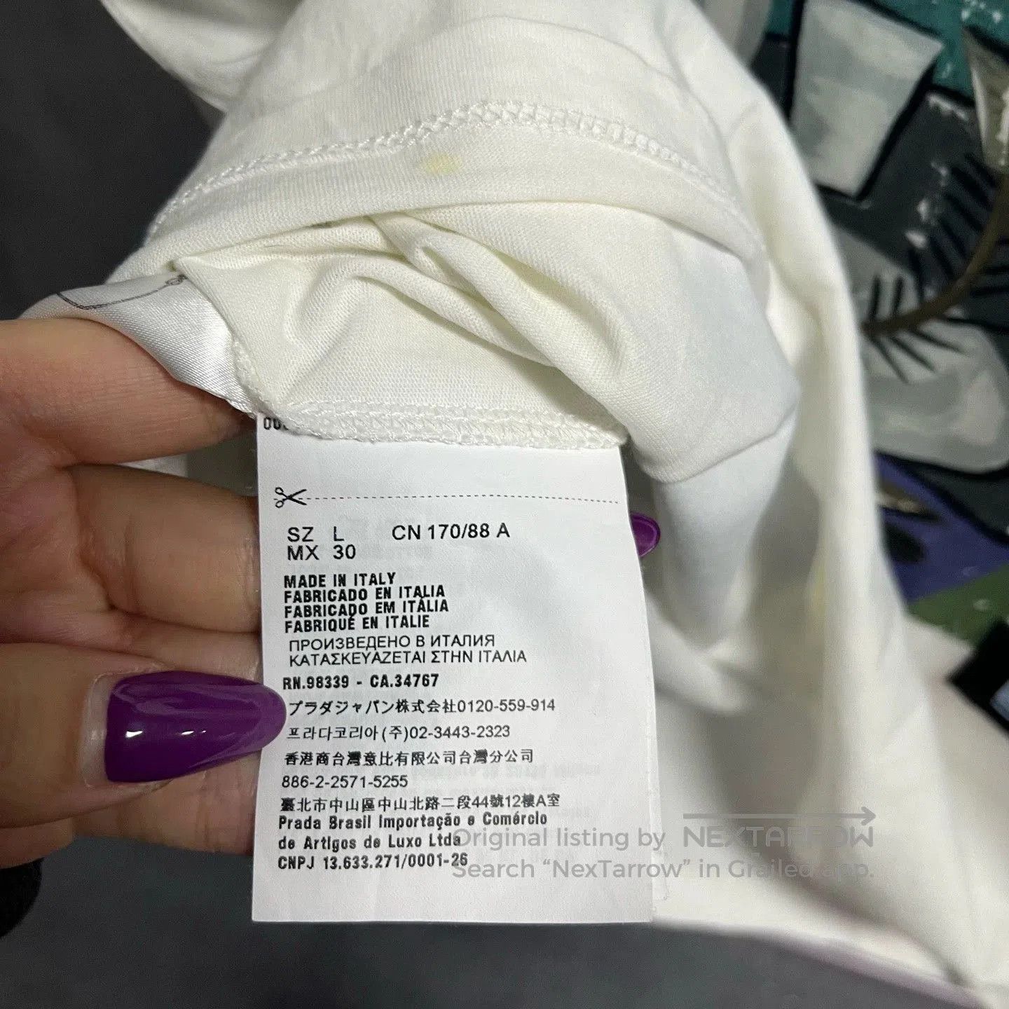 Prada prada white graphic print short sleeve t-shirt. Size US L / EU 52-54 / 3 - 4 Thumbnail