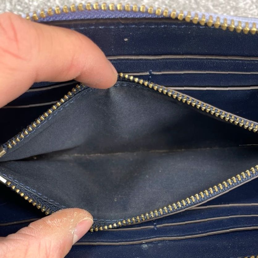 Tory Burch VINTAGE Tory Burch Wallet Womens Blue Leather Wristlet Inner Pocket Hand Card Credit Leather Wallet Size ONE SIZE - 7 Thumbnail