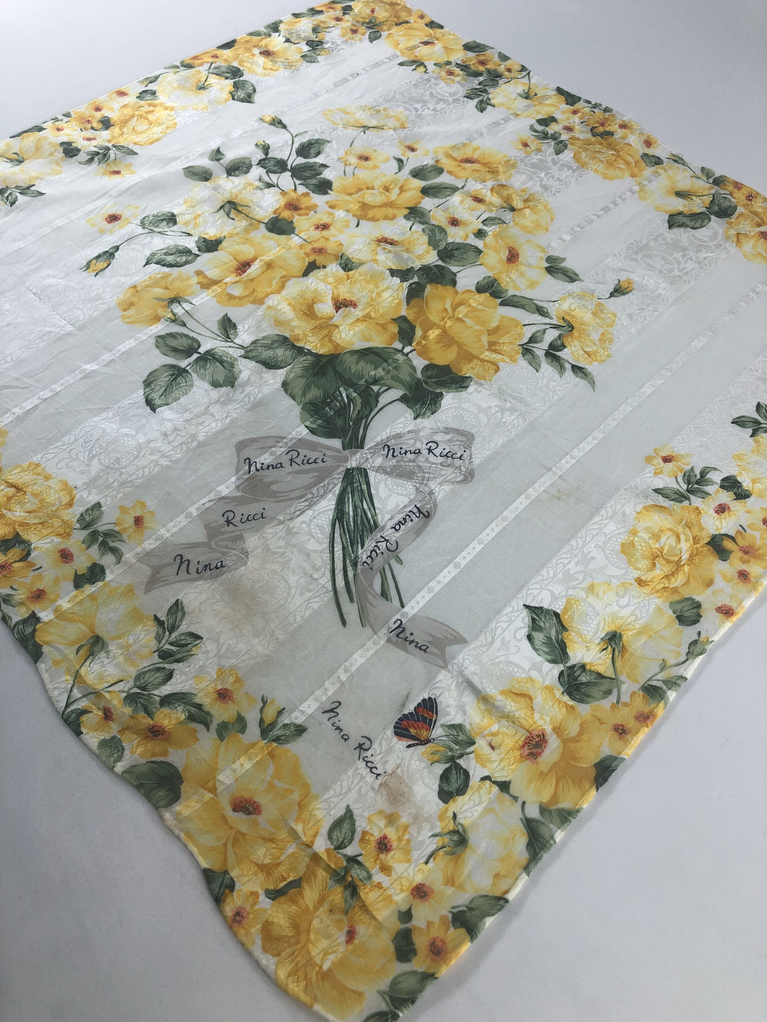Nina Ricci × Vintage Nina Ricci Handkerchief / Bandana / Neckerchief / Headscarf Size ONE SIZE - 3 Thumbnail