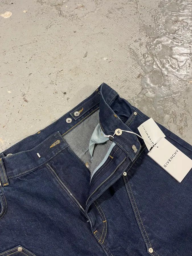 Givenchy × Vintage SS2024 Givenchy 4G Cargo Denim Brut Carpenter Jeans Size US 34 / EU 50 - 8 Thumbnail