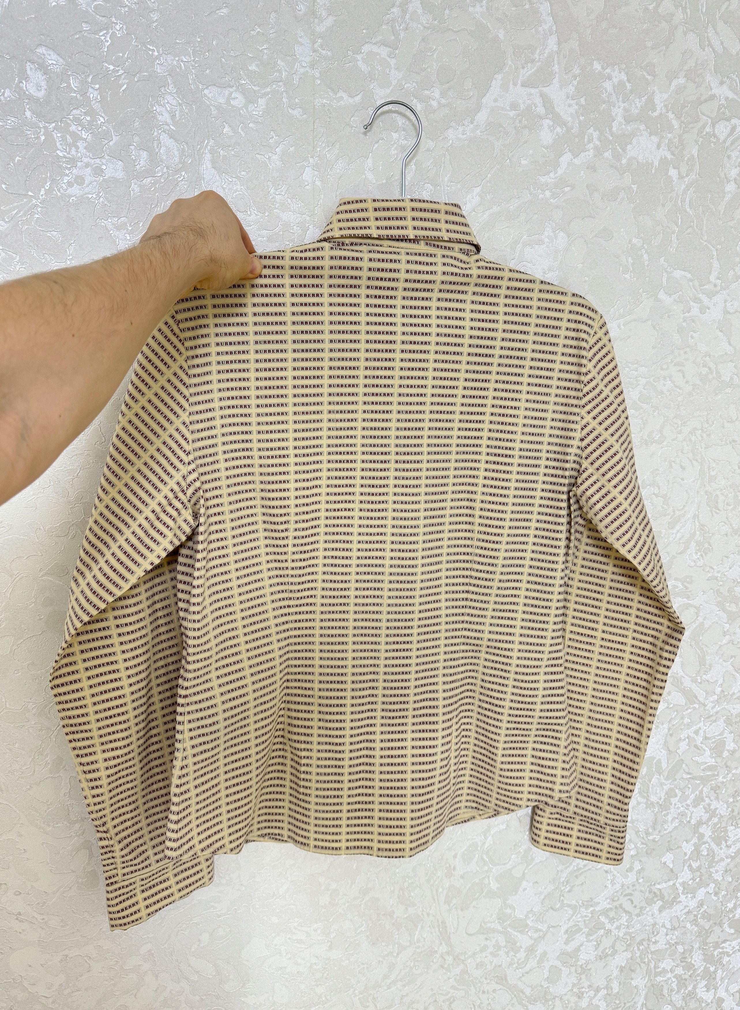 Burberry Vintage Burberry London Shirt Blouse Monogram Logo Women Size L / US 10 / IT 46 - 19 Thumbnail