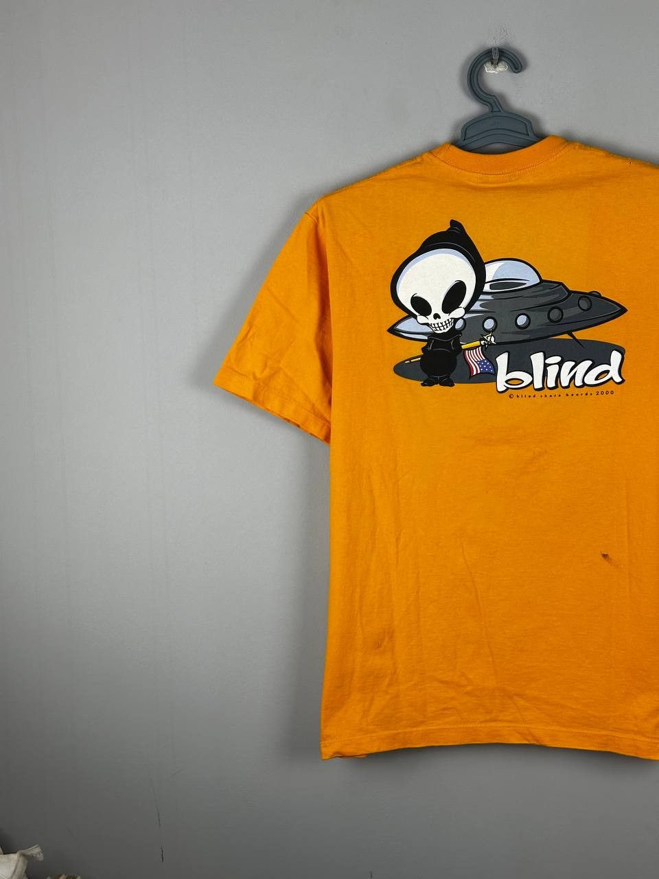 Blind Skateboards Vintage Blind Skateboards Made In USA Graphic Tee Size US L / EU 52-54 / 3 - 15 Thumbnail