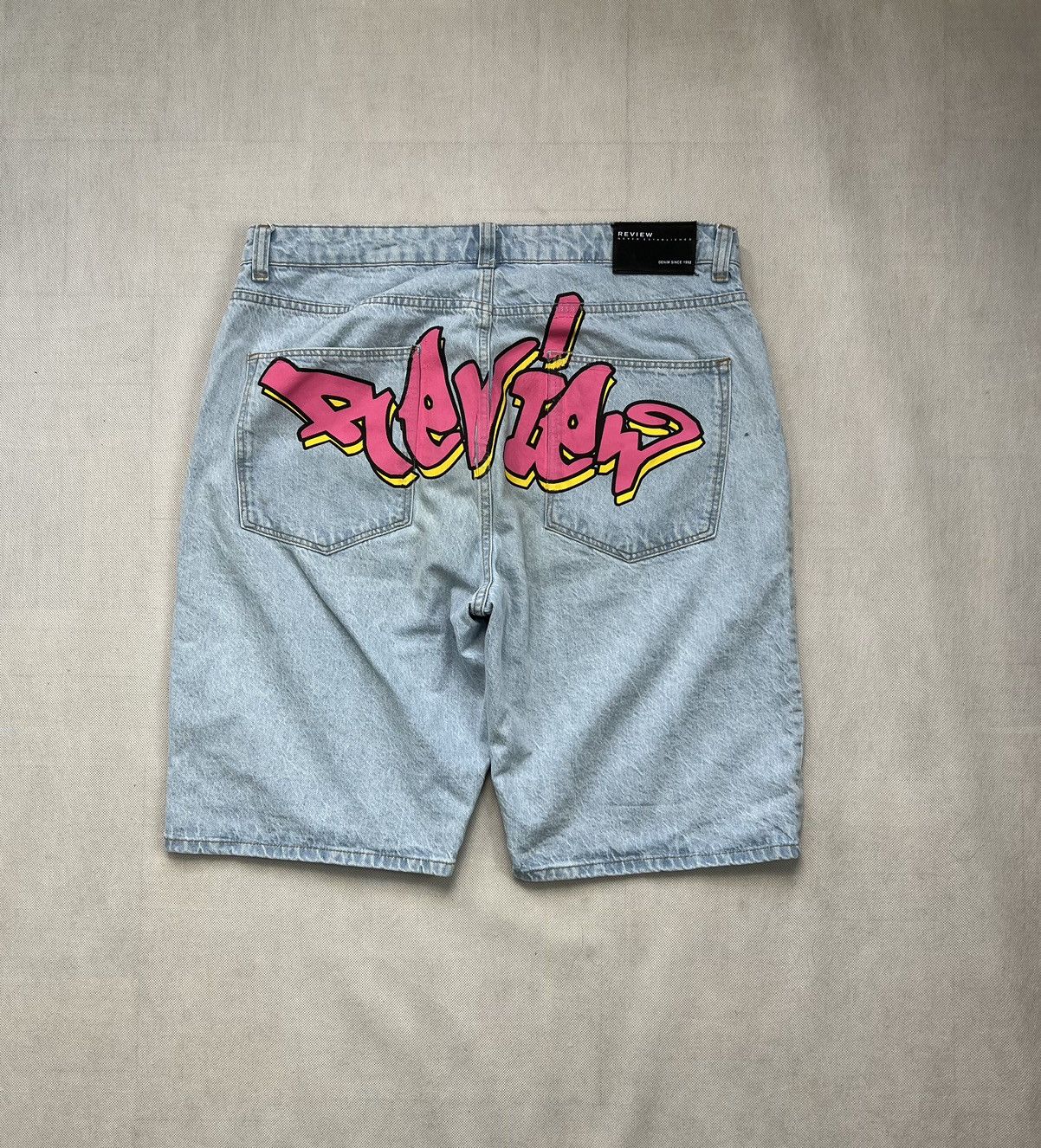 Review Baggy Shorts Review Big Logo Jeans Size US 36 / EU 52 - 1 Thumbnail