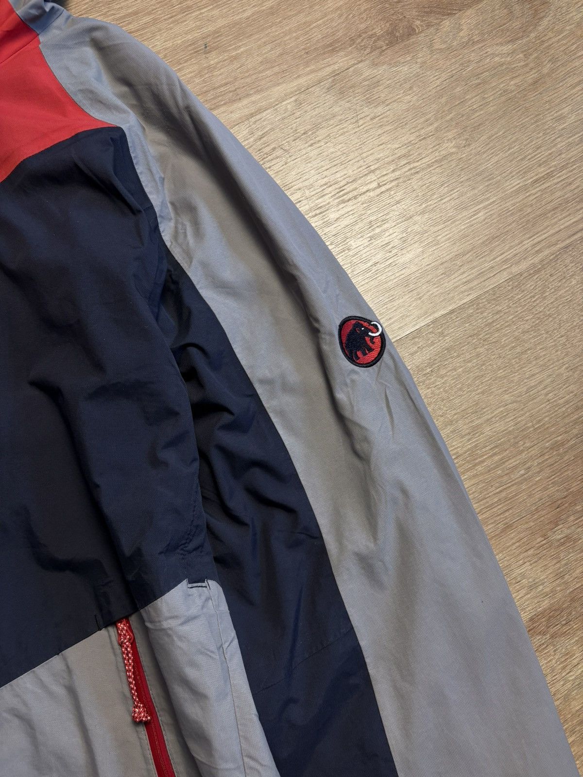 Mammut Mammut 2000s Tri-Colour DryTech Waterproof Jacket (M) Size US M / EU 48-50 / 2 - 5 Thumbnail