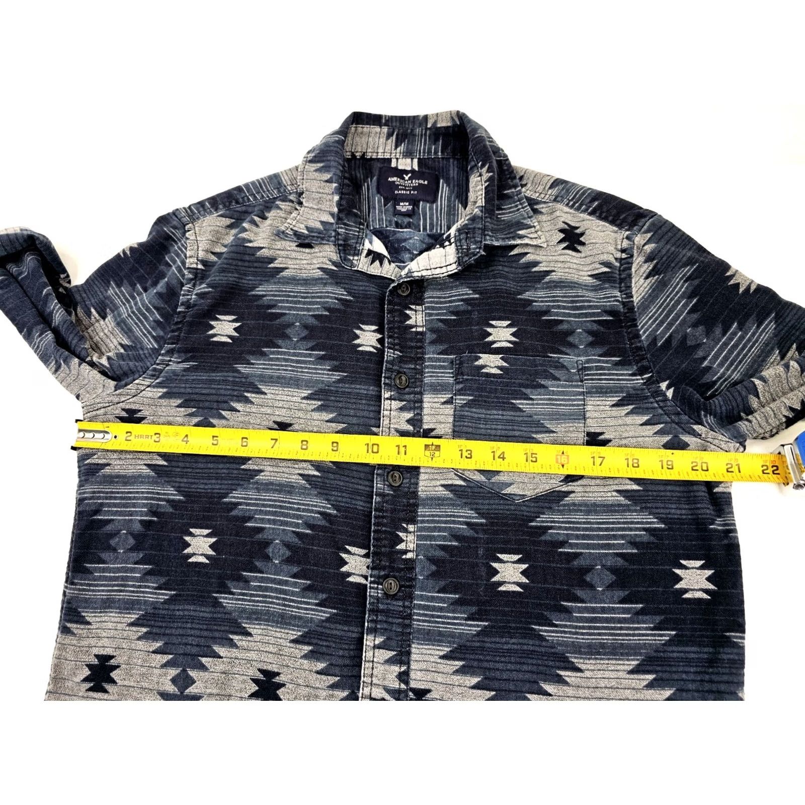 American Eagle Outfitters VINTAGE American Eagle Aztec Southwestern Print Button Shirt Men M Blue EUC Size US M / EU 48-50 / 2 - 4 Thumbnail