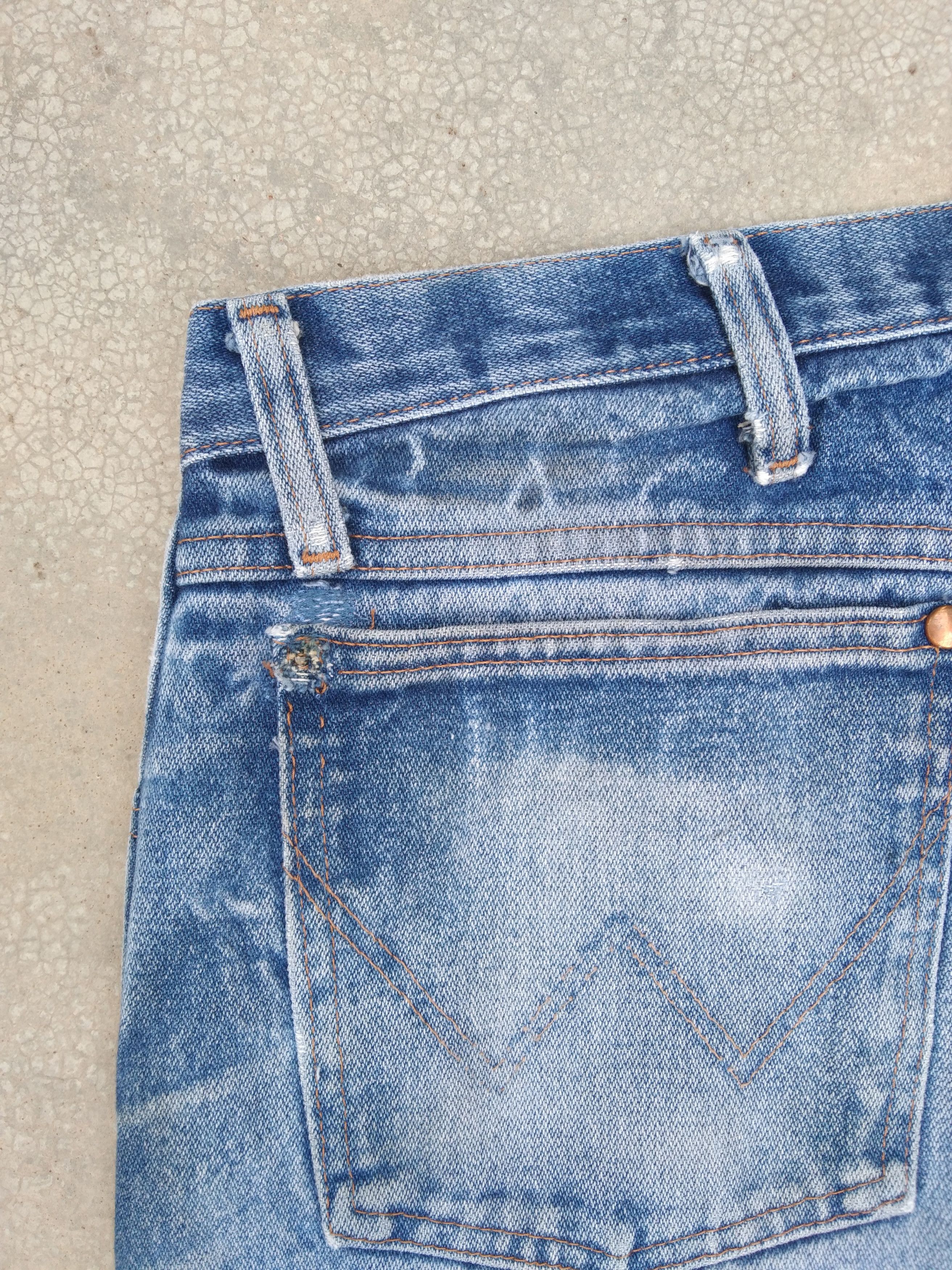 Japanese Brand Vintage Wrangler Distressed Jeans 38x32 Size US 38 / EU 54 - 4 Thumbnail