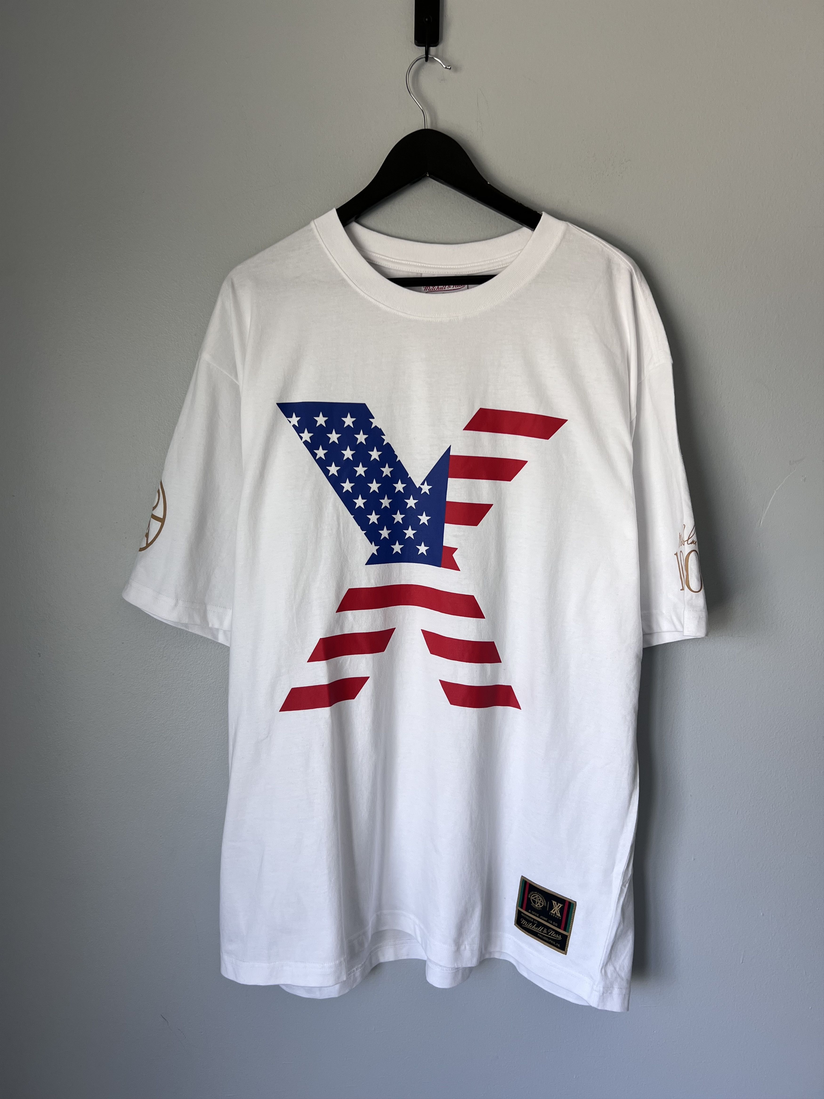 Mitchell & Ness Mitchell & Ness Spike Lee Malcolm X Centennial Tee in White Size US XXL / EU 58 / 5 - 1 Thumbnail