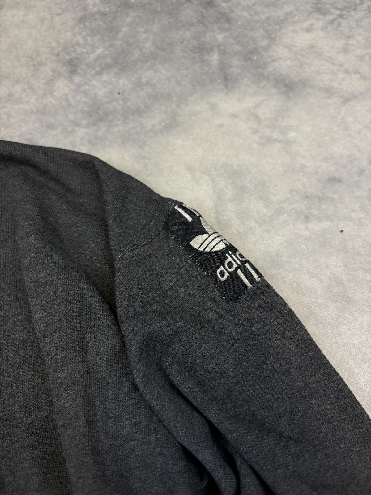 Adidas × Vintage Vintage adidas boxy sweatshirt crewneck distressed drip 90s Size US XL / EU 56 / 4 - 4 Thumbnail