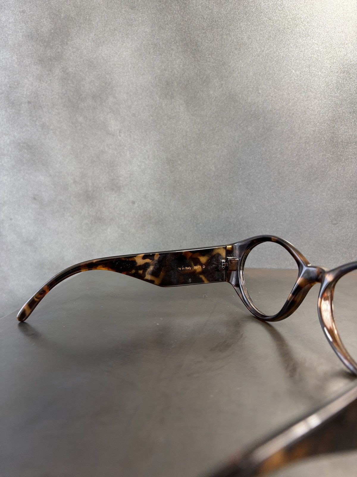 Polaroid Vintage Polaroid Frames Made in Italy Oval Oversized 90s 80s Size ONE SIZE - 9 Thumbnail