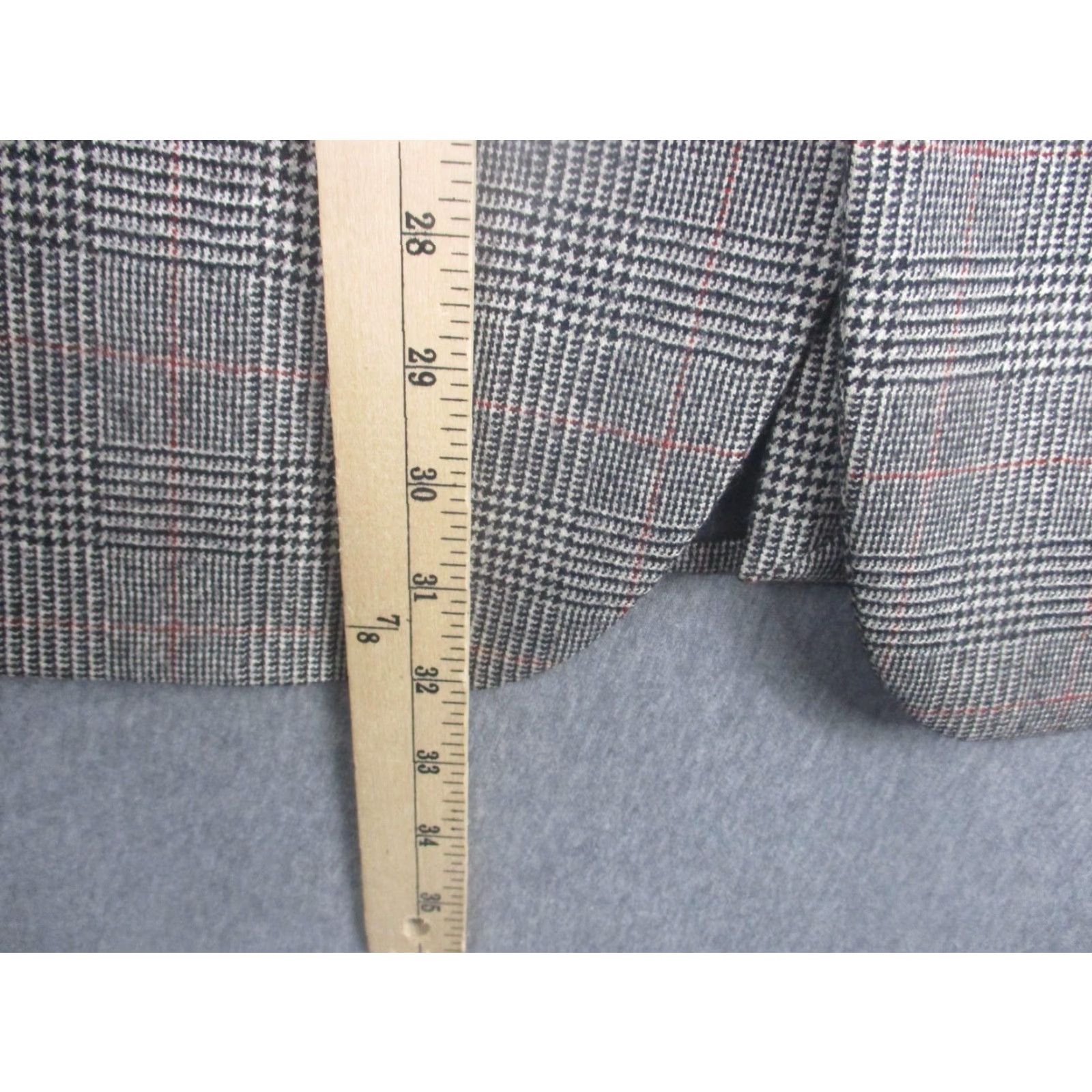 Brooks Brothers Brooks Brothers Sport Coat Men 41R Wool Plaid Gray Loro Piana Italy Notch Lapel 3-Button 2 Piece Business Formal Wedding Size US XS / EU 42 / 0 - 3 Thumbnail