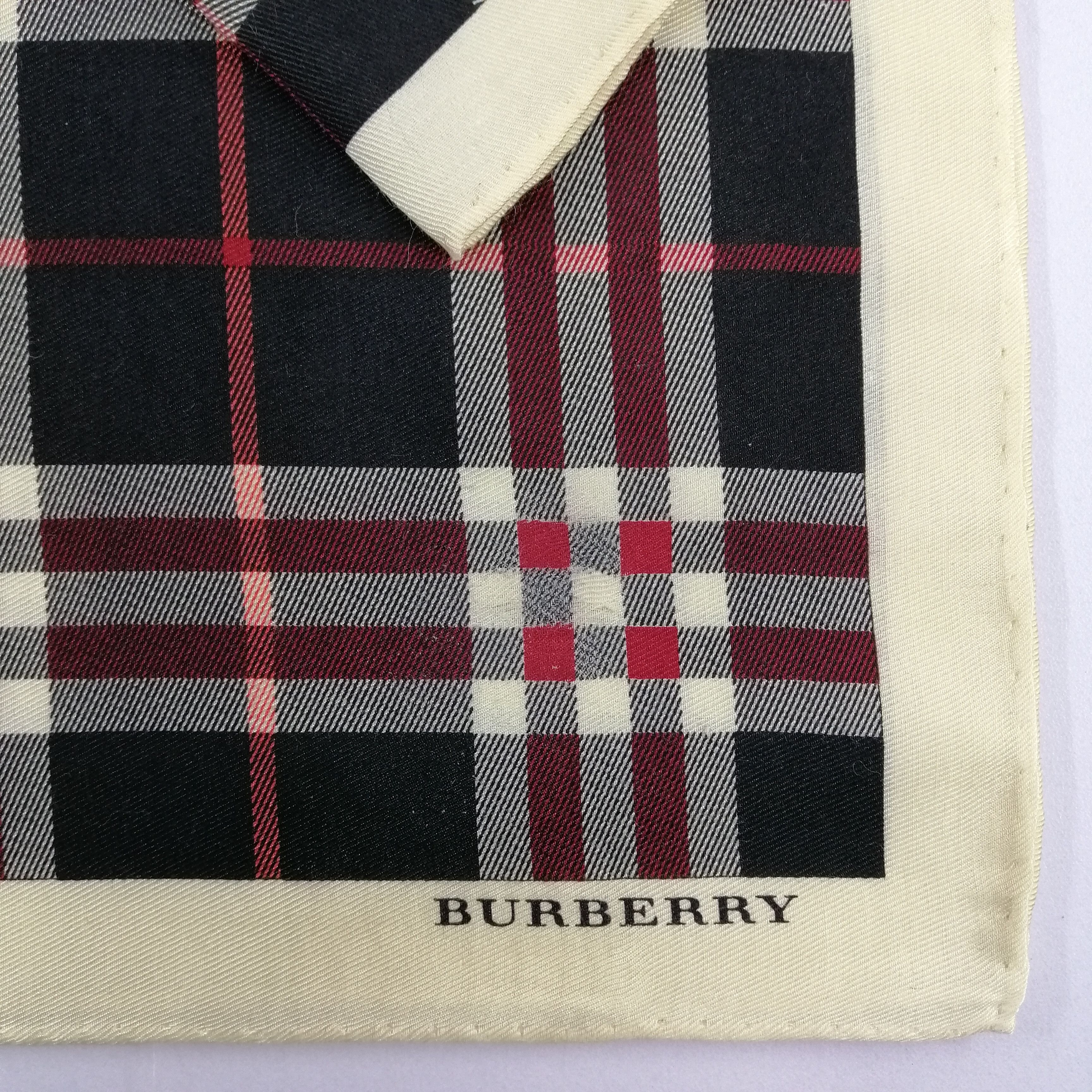 Burberry × Vintage Burberry Handkerchief/Neckerchief/Bandana-KD2278 Size ONE SIZE - 3 Thumbnail