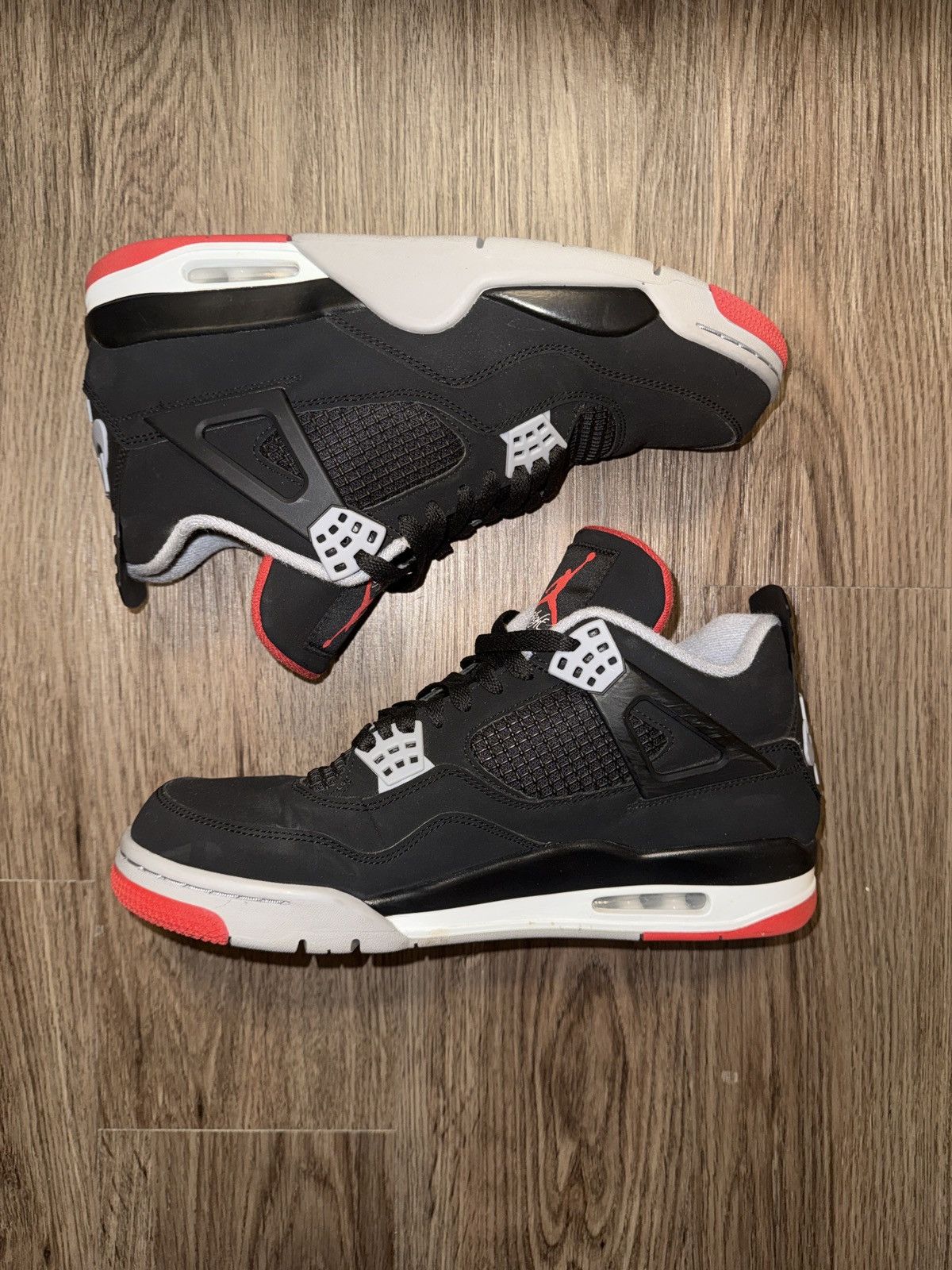 Nike 2019 Bred Jordan 4’s Barely worn Size US 11 / EU 44 - 1 Thumbnail