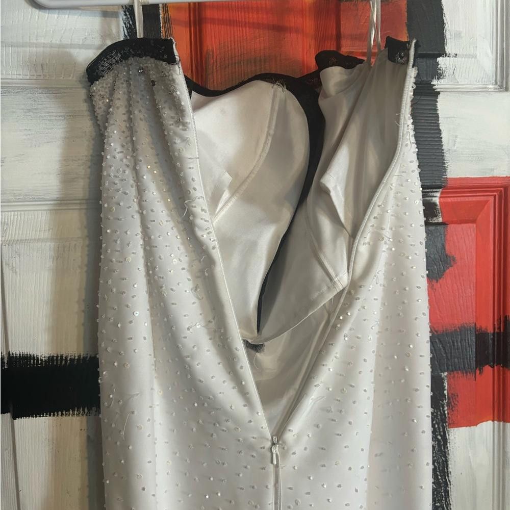 Designer Riva designs size 12 black and white sequin ball gown Size XL / US 12-14 / IT 48-50 - 7 Thumbnail
