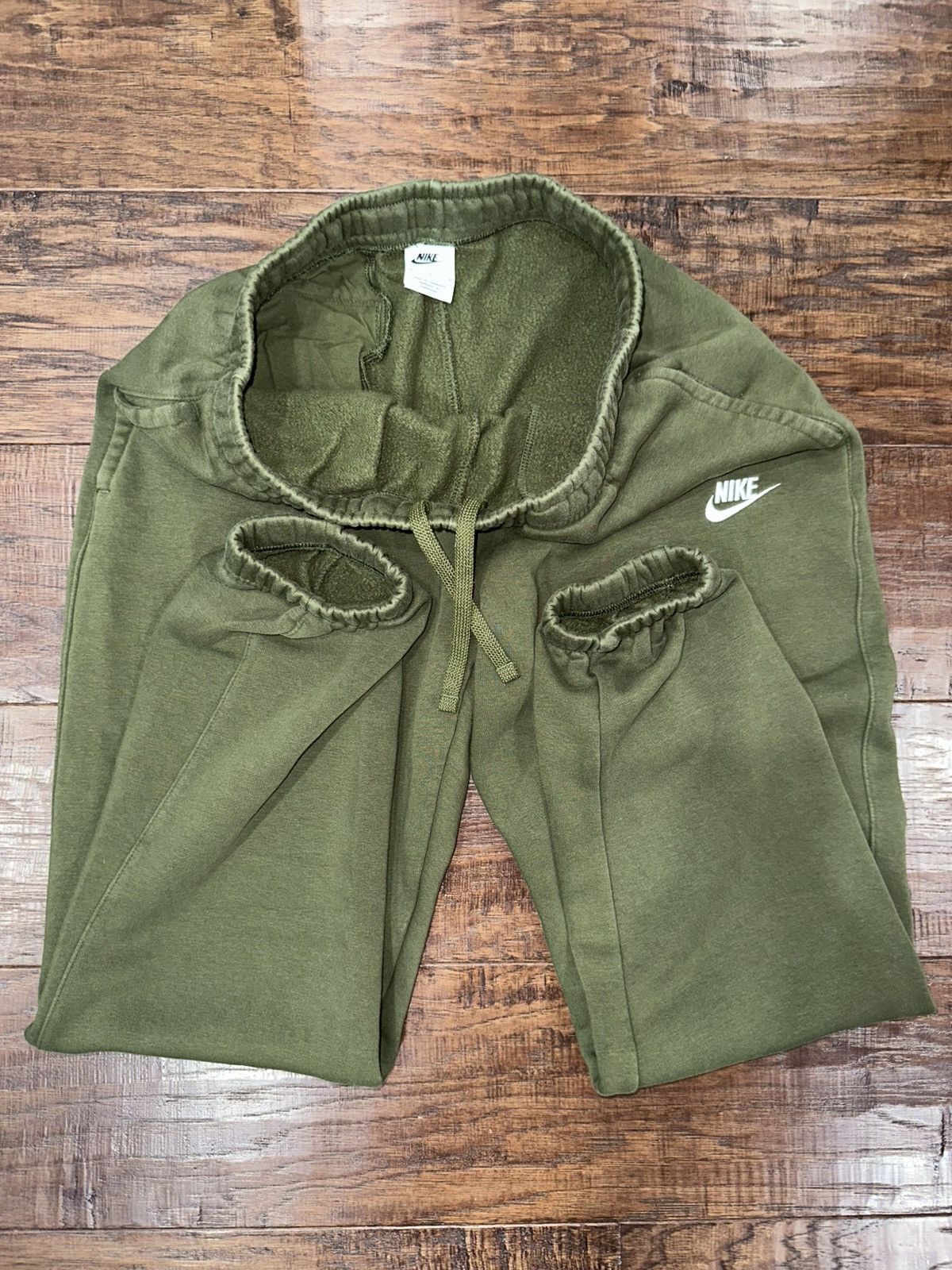 Nike Nike Club Fleece Olive Sweatpants Size US 34 / EU 50 - 4 Thumbnail