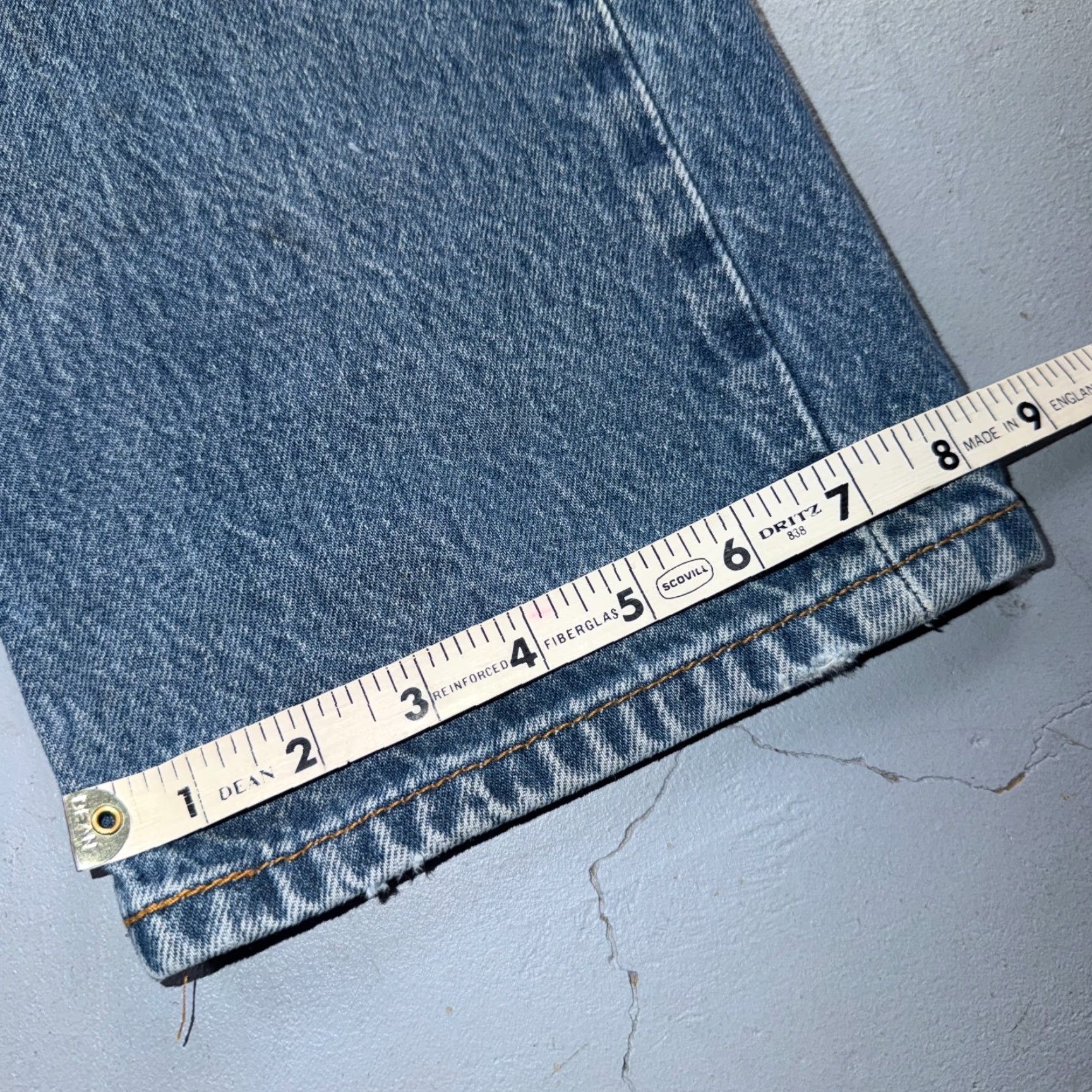 Levi's VINTAGE Levi's 501 Jeans Straight Blue Light Wash 35x34 501 Series 90s Men Regular Denim 5-Pocket Represents Casual Size US 35 - 5 Thumbnail