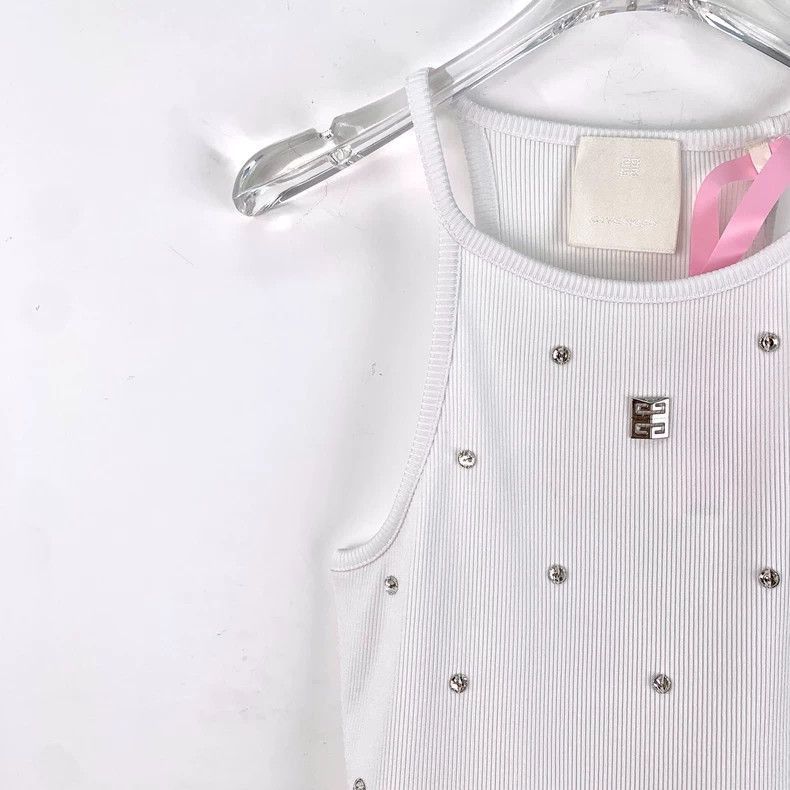 Givenchy Givenchy Givenchy White Sleeveless Knit Top with Rhineston Size M / US 6-8 / IT 42-44 - 3 Thumbnail