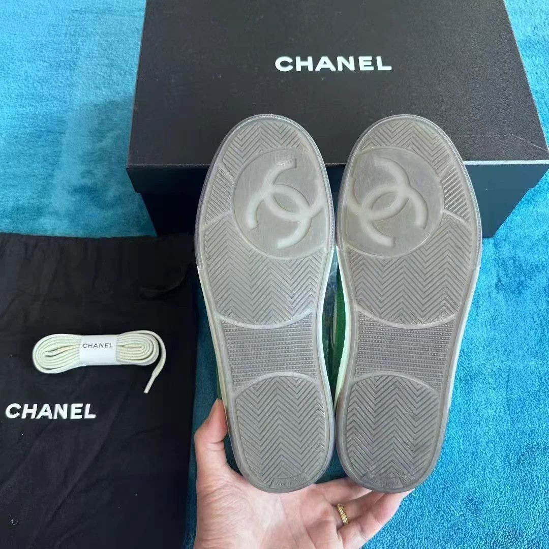 Chanel 23P Suede CC Low Top Sneakers 39