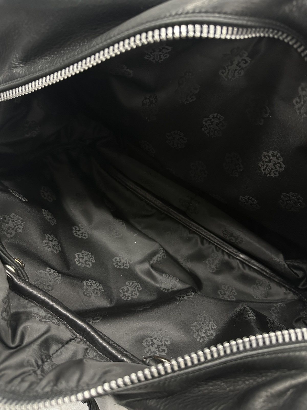 Chrome Hearts Chrome Hearts Fleur Silver Leather Patch Diaper Duffle Bag Size ONE SIZE - 21 Thumbnail