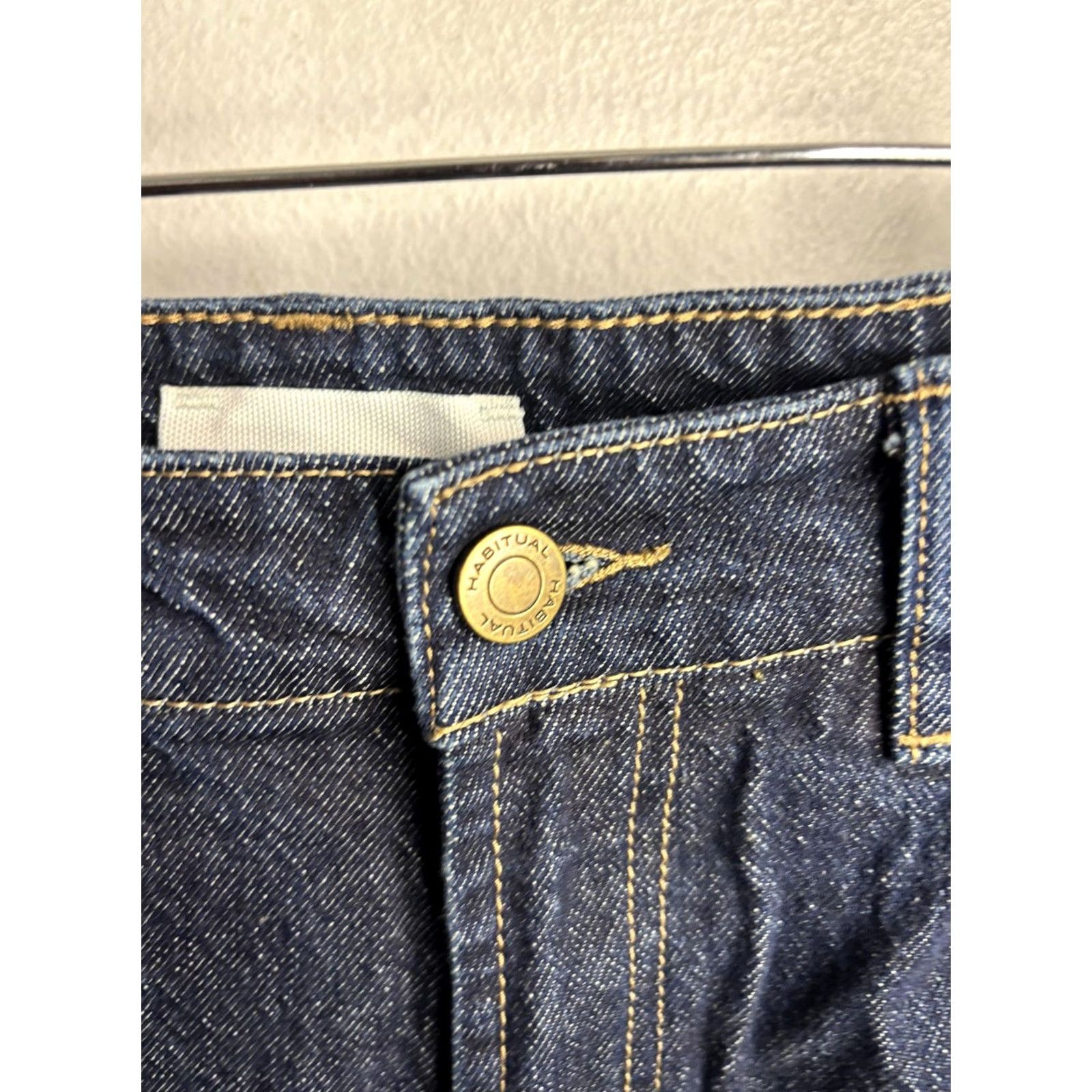 Vintage Habitual Jeans Womens 8 Dark Wash Seamed Straight Leg Cropped Hem Denim Zip Pockets 5-Pocket Womens Mens Girls 90s? Size 30" / US 8 / IT 44 - 2 Thumbnail