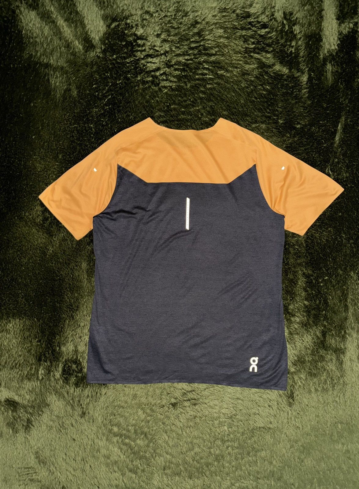 On [L] On Running Performance Reflective T-Shirt Orange Size US L / EU 52-54 / 3 - 8 Thumbnail