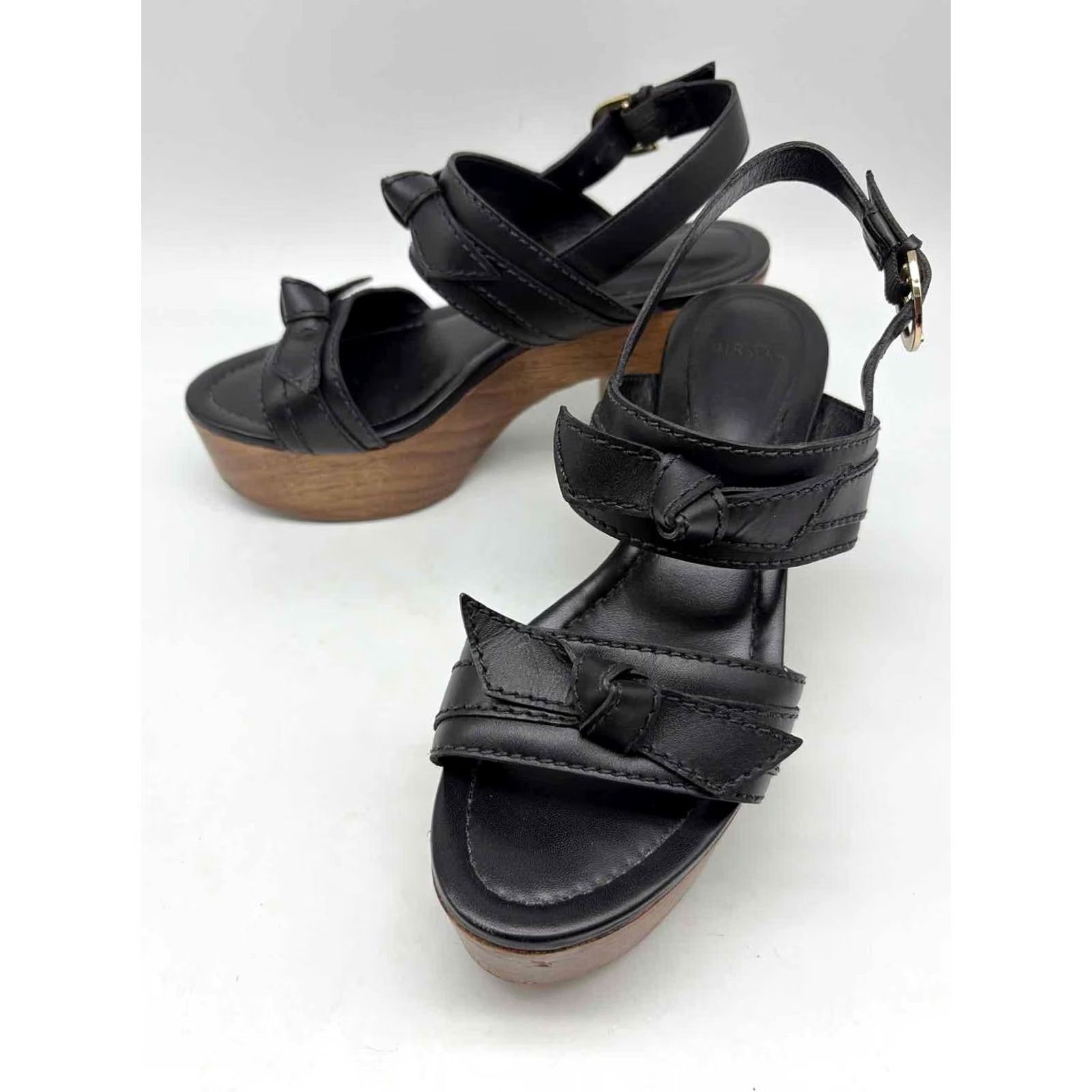 Alexandre Birman Alexandre Birman Black Size 39 Wood Heels Size US 9 / IT 39 - 2 Thumbnail