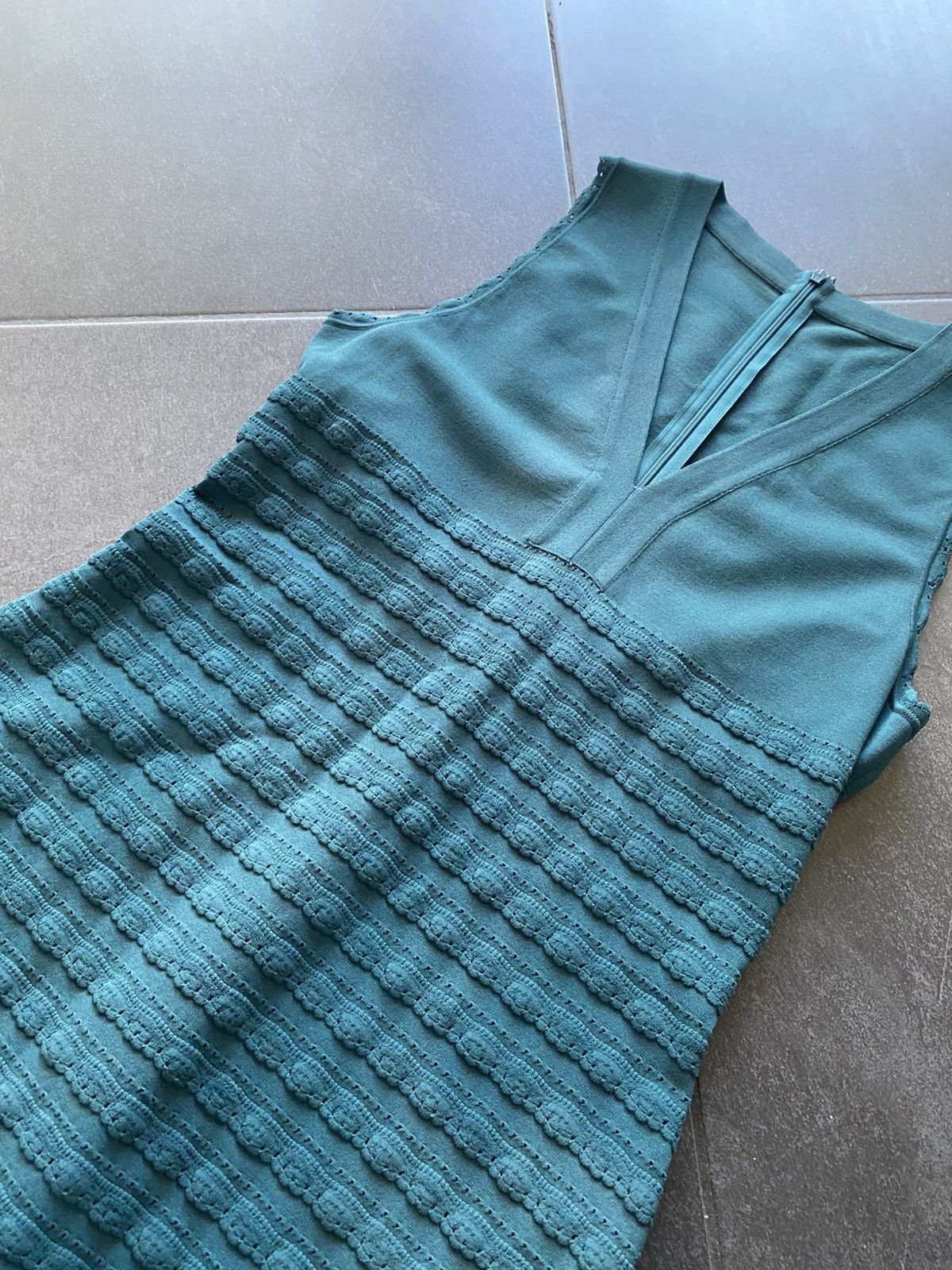 Alaia alaia midi emerald green dress Size S / US 4 / IT 40 - 2 Thumbnail