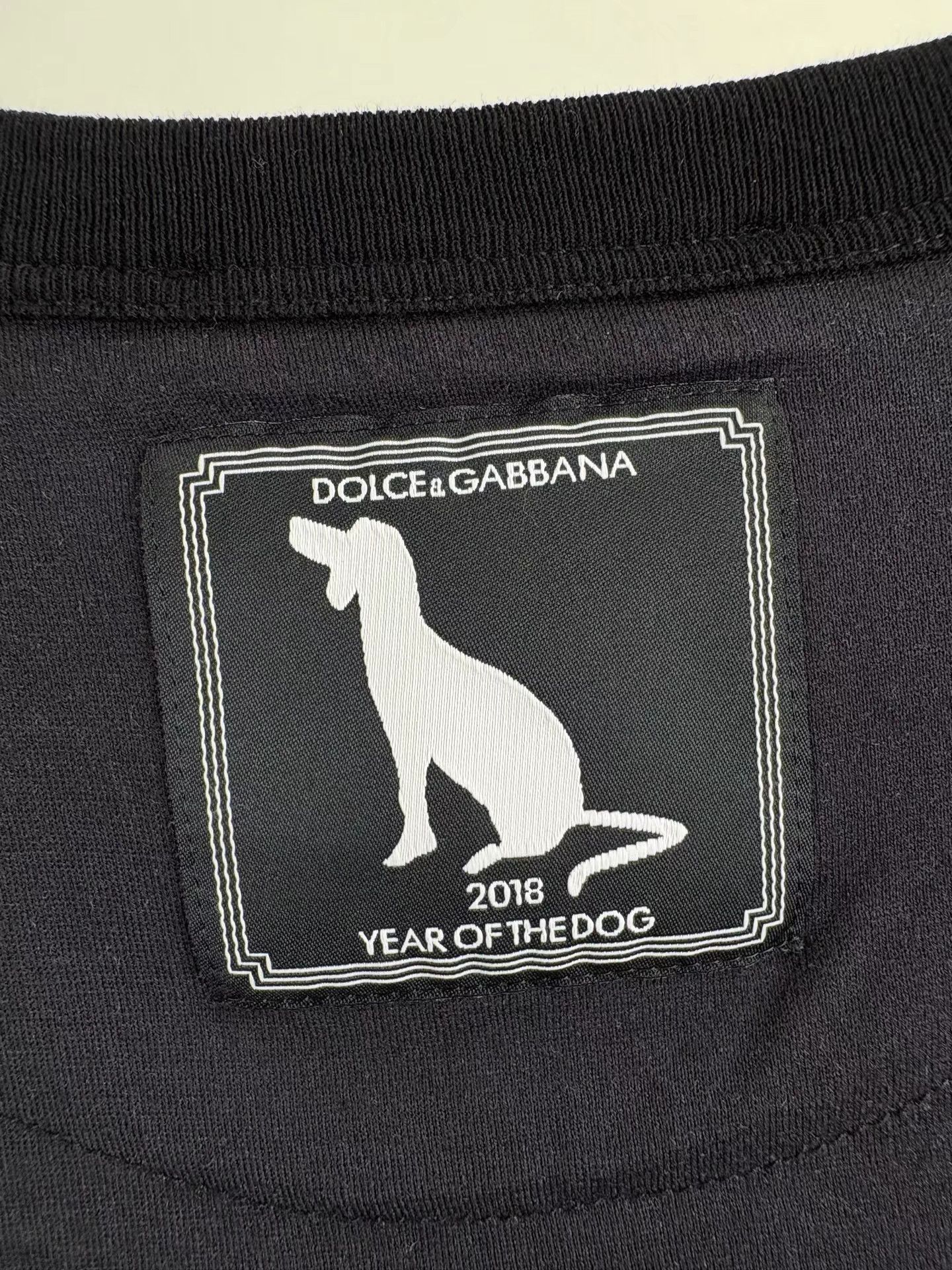 Dolce & Gabbana DOLCE&GABBANA Crown Puppy Short Sleeve K1 Size US XL / EU 56 / 4 - 4 Thumbnail