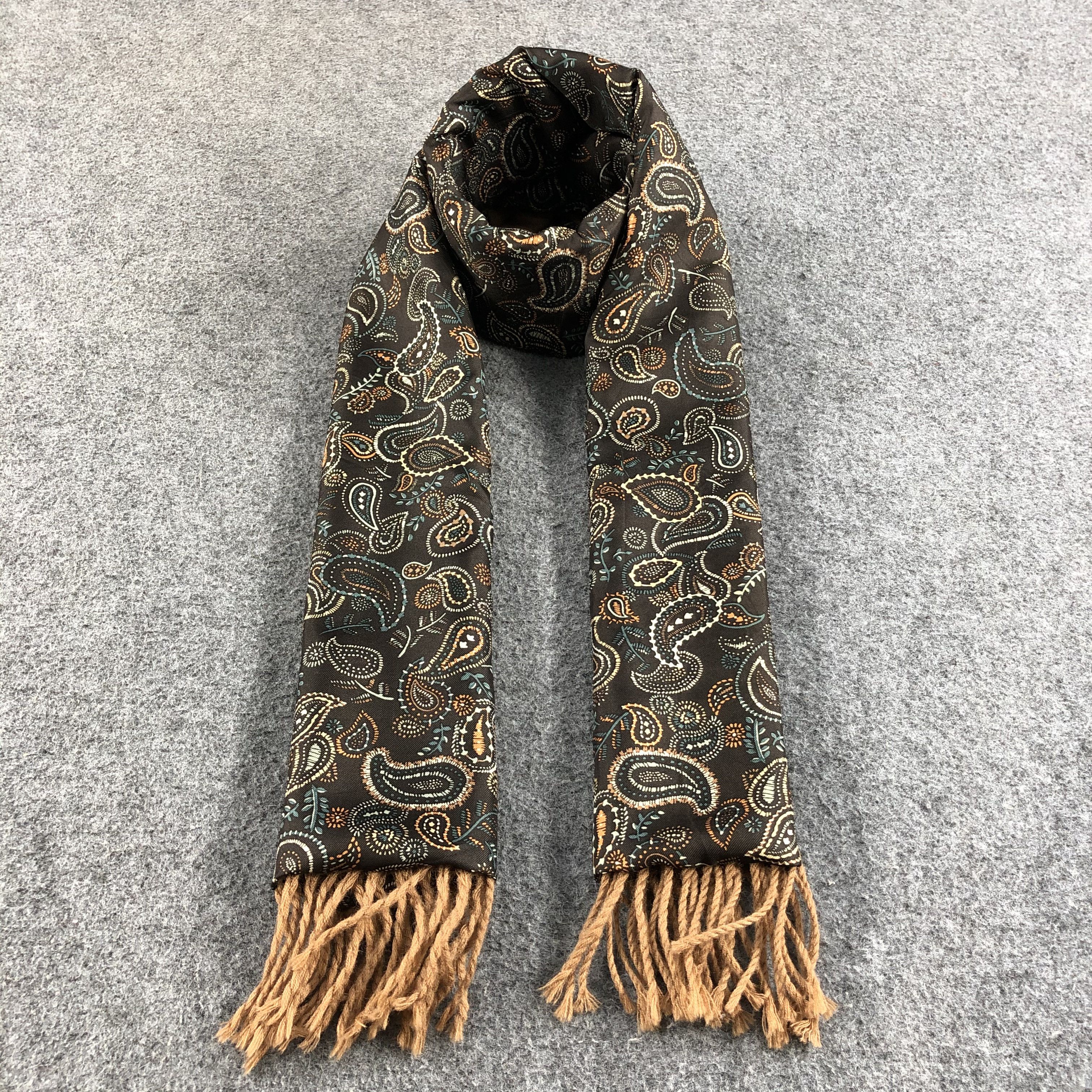 Pierre Balmain Pierre Balmain Paisley Scarf Muffler Silk Wool V772 Size ONE SIZE - 1 Thumbnail