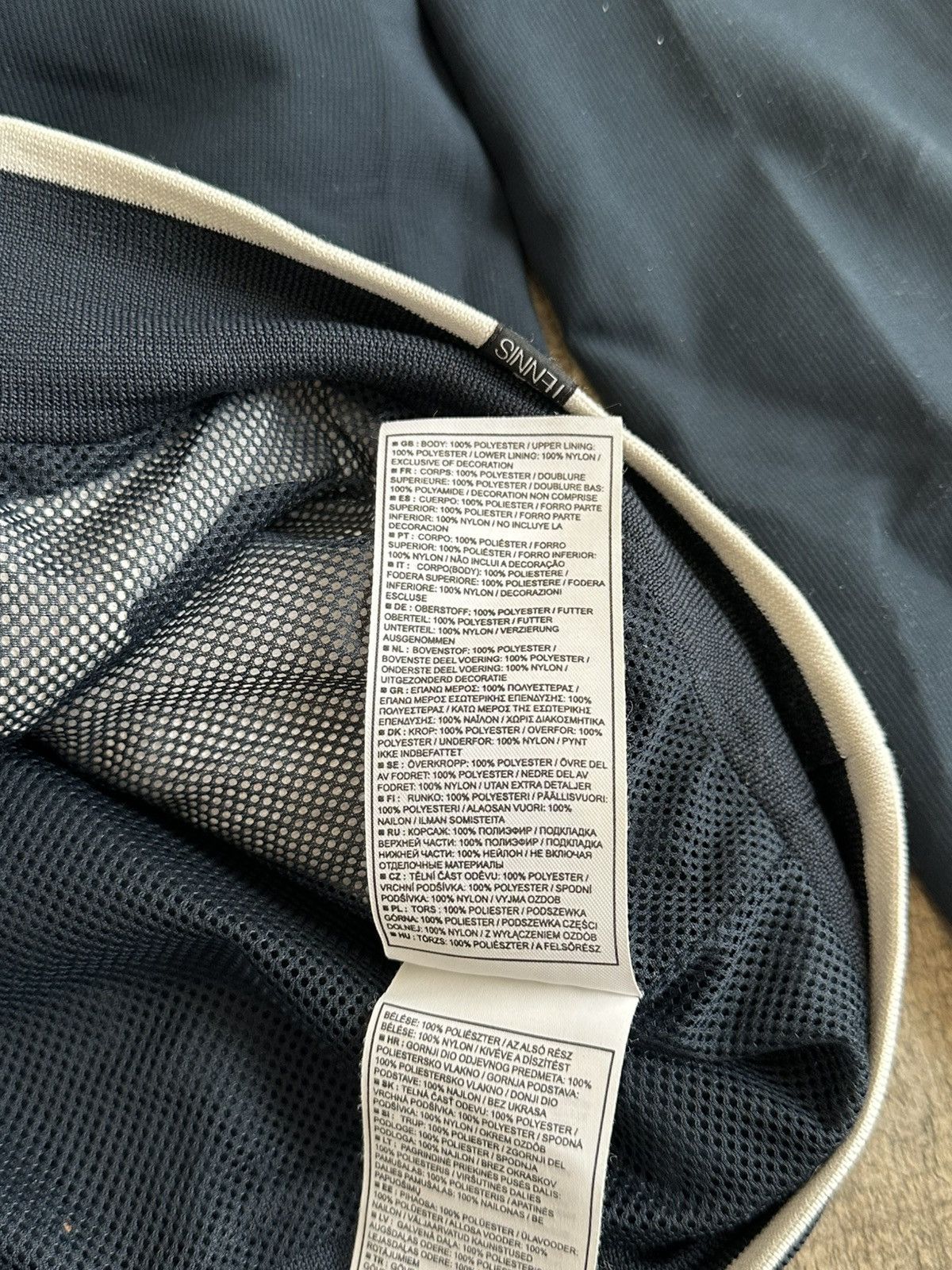 Nike Vintage Nike Dri-FIT Lightweight Jacket – Size L Size US L / EU 52-54 / 3 - 11 Thumbnail