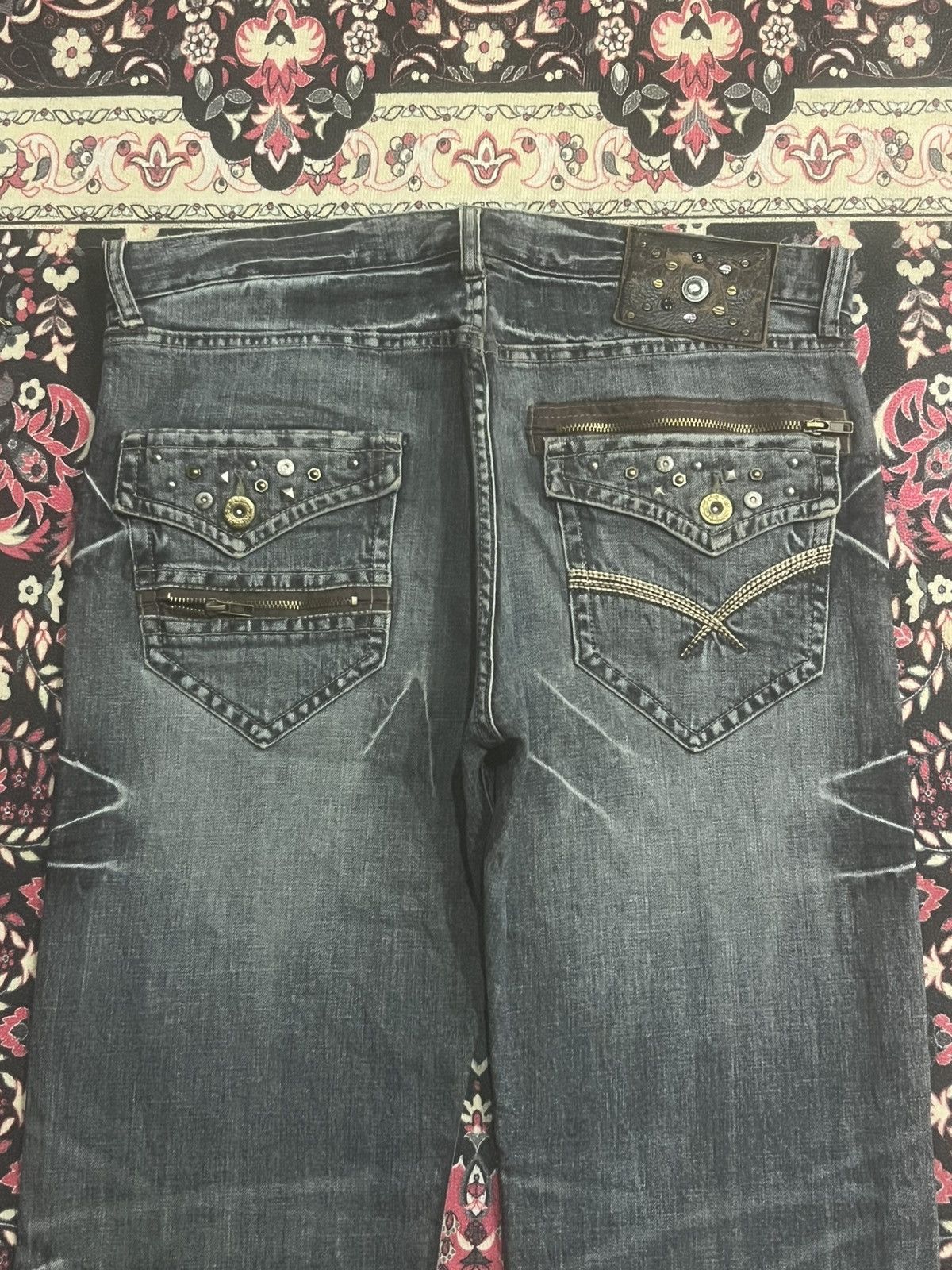 Japanese Brand Japanese Brand Villand Dark Whisker Washed Rhinestone Jeans Size US 36 / EU 52 - 6 Thumbnail