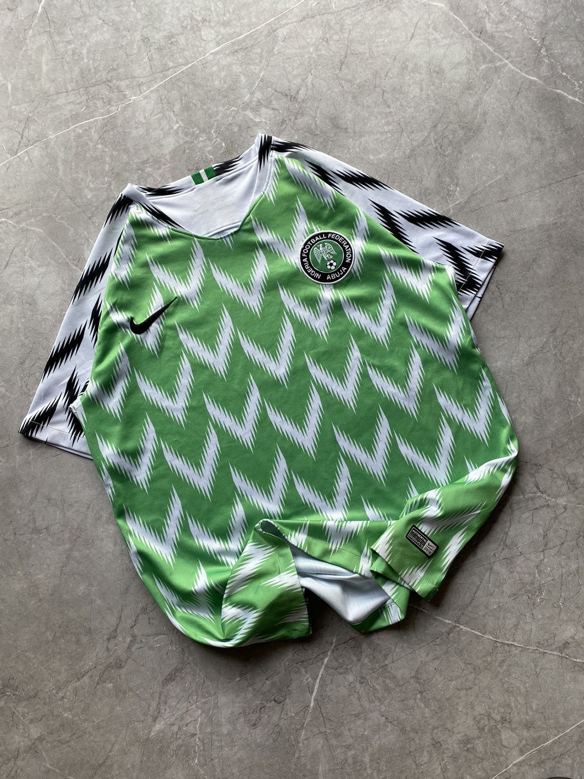 Nike NIGERIA HOME 2018 WORLD CUP SOCCER JERSEY FOOTBALL NIKE Size US L / EU 52-54 / 3 - 1 Thumbnail