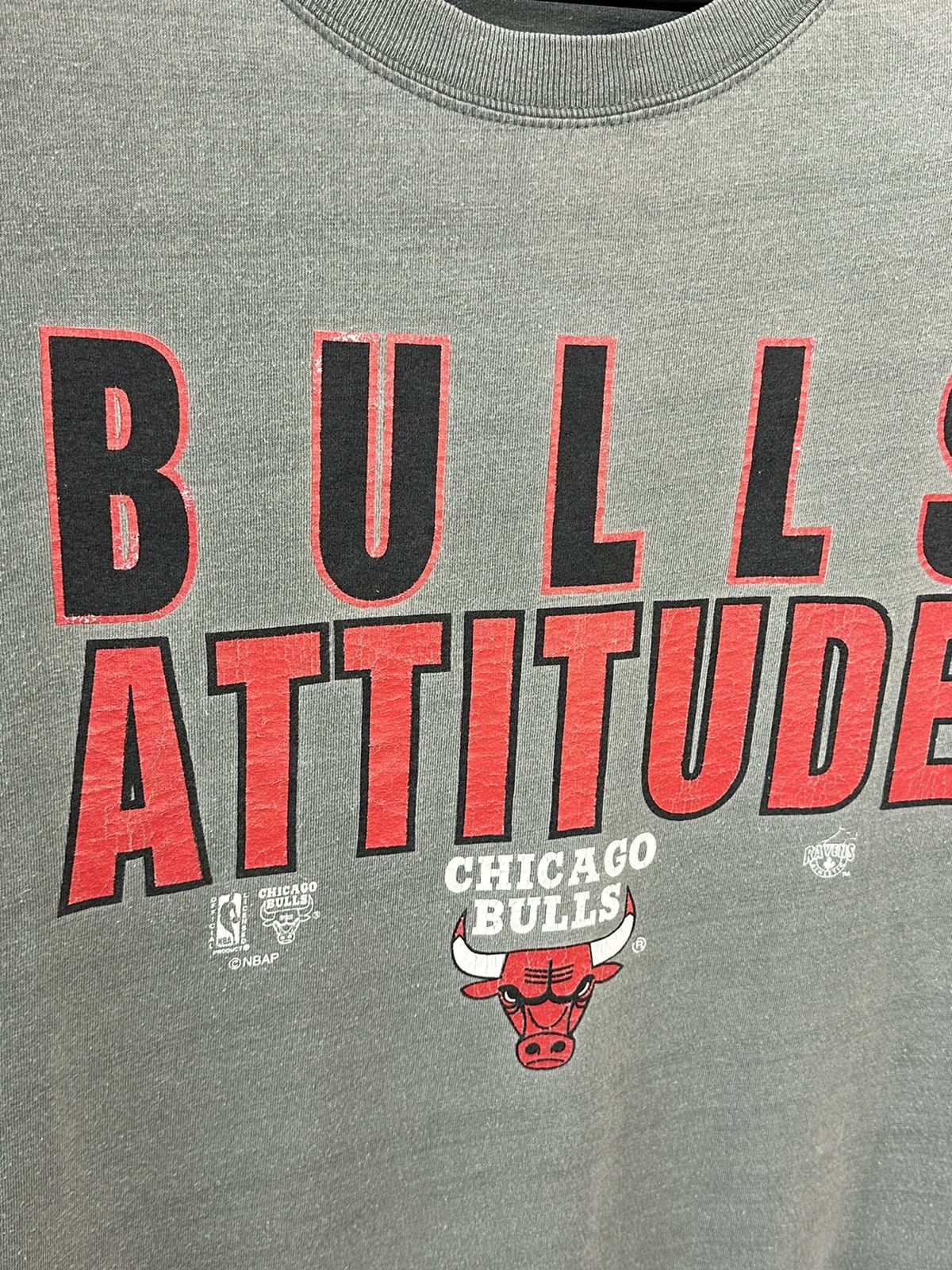 NBA Chicago Bulls 90s Vintage Attitude Ravens Athletic T-shirt Size US XL / EU 56 / 4 - 4 Thumbnail