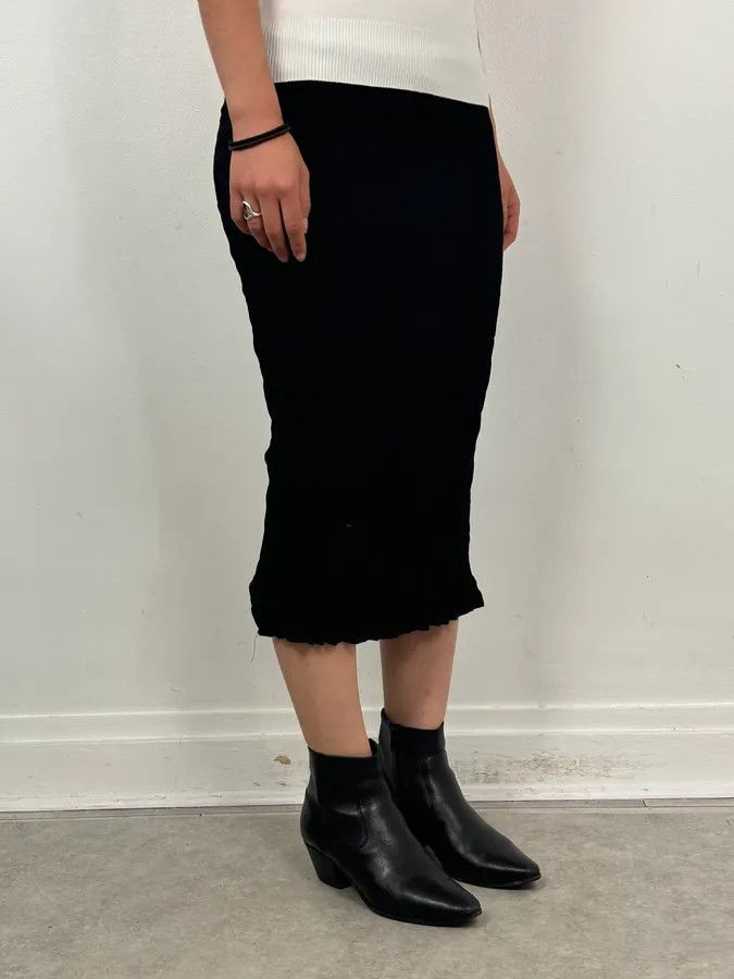 Roberto Cavalli 2000s Cavalli Black Crinkled Split Nylon Skirt Size 26" / US 2 / IT 38 - 2 Thumbnail