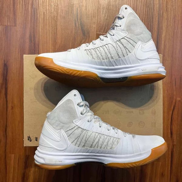 Nike × Undefeated Nike Hyperdunk 20120 Undefeated White/Gum Size US 9 / EU 42 - 3 Thumbnail