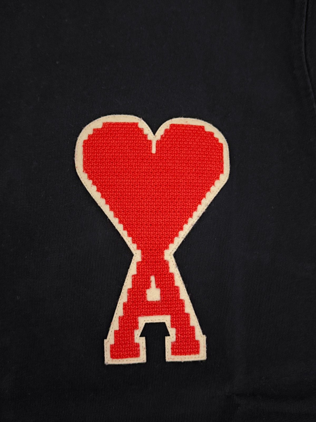 AMI AMI PARIS Navy Blue Color Red Heart T-shirt XS Unisex Size XS / US 0-2 / IT 36-38 - 4 Thumbnail