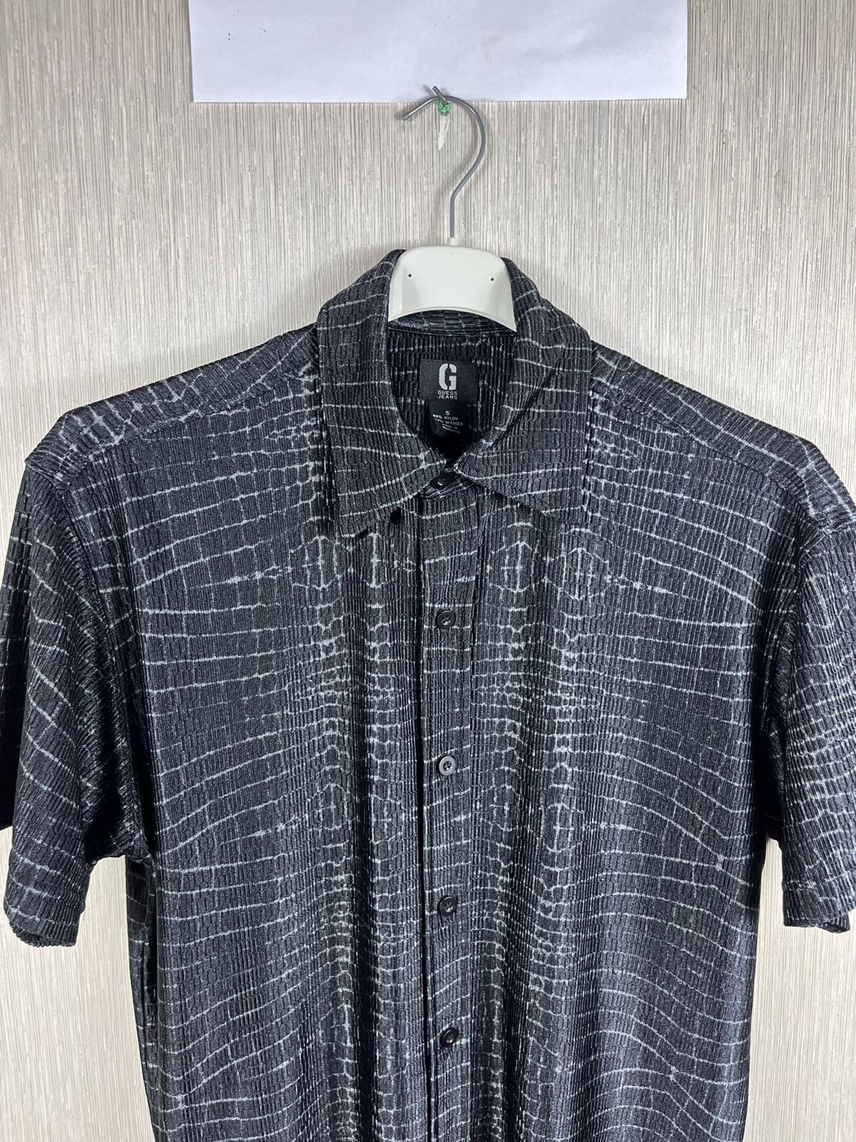 Guess × Vintage Vintage Guess USA nylon crocodile skin short sleeve shirt Size US S / EU 44-46 / 1 - 4 Thumbnail