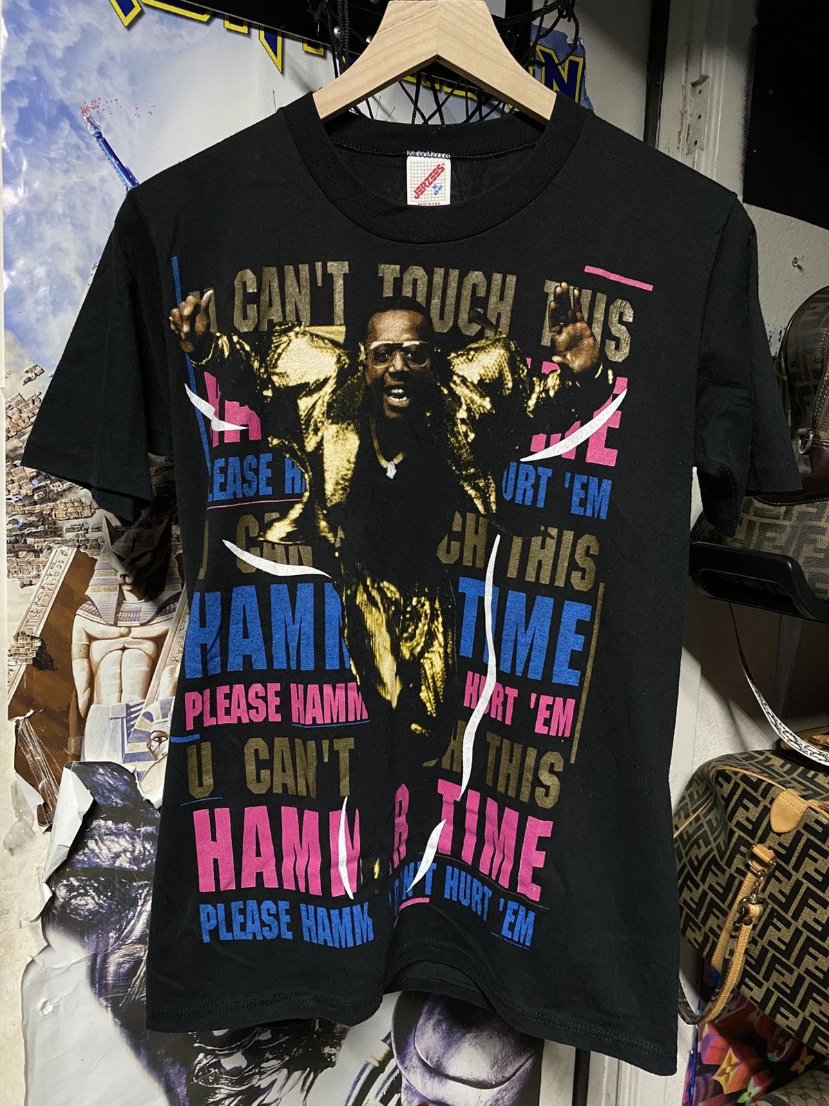 Band Tees Vintage 1991 MC Hammer Rap Tour T-Shirt Small Size US S / EU 44-46 / 1 - 1 Thumbnail