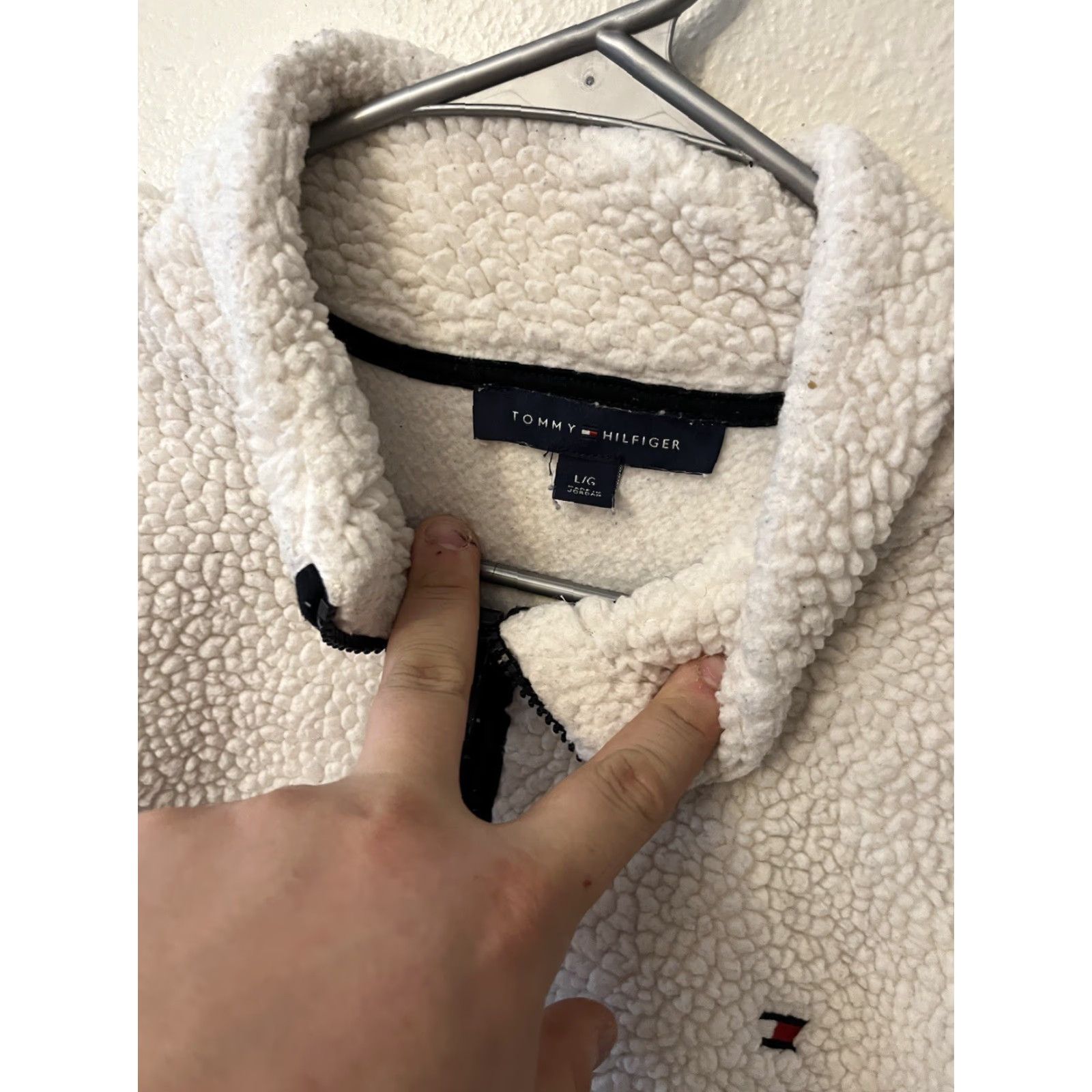 Tommy Hilfiger VINTAGE Tommy Hilfiger Sport 1/4 Zip Sherpa Fleece Pullover White Womens Size L Size L / US 10 / IT 46 - 2 Thumbnail