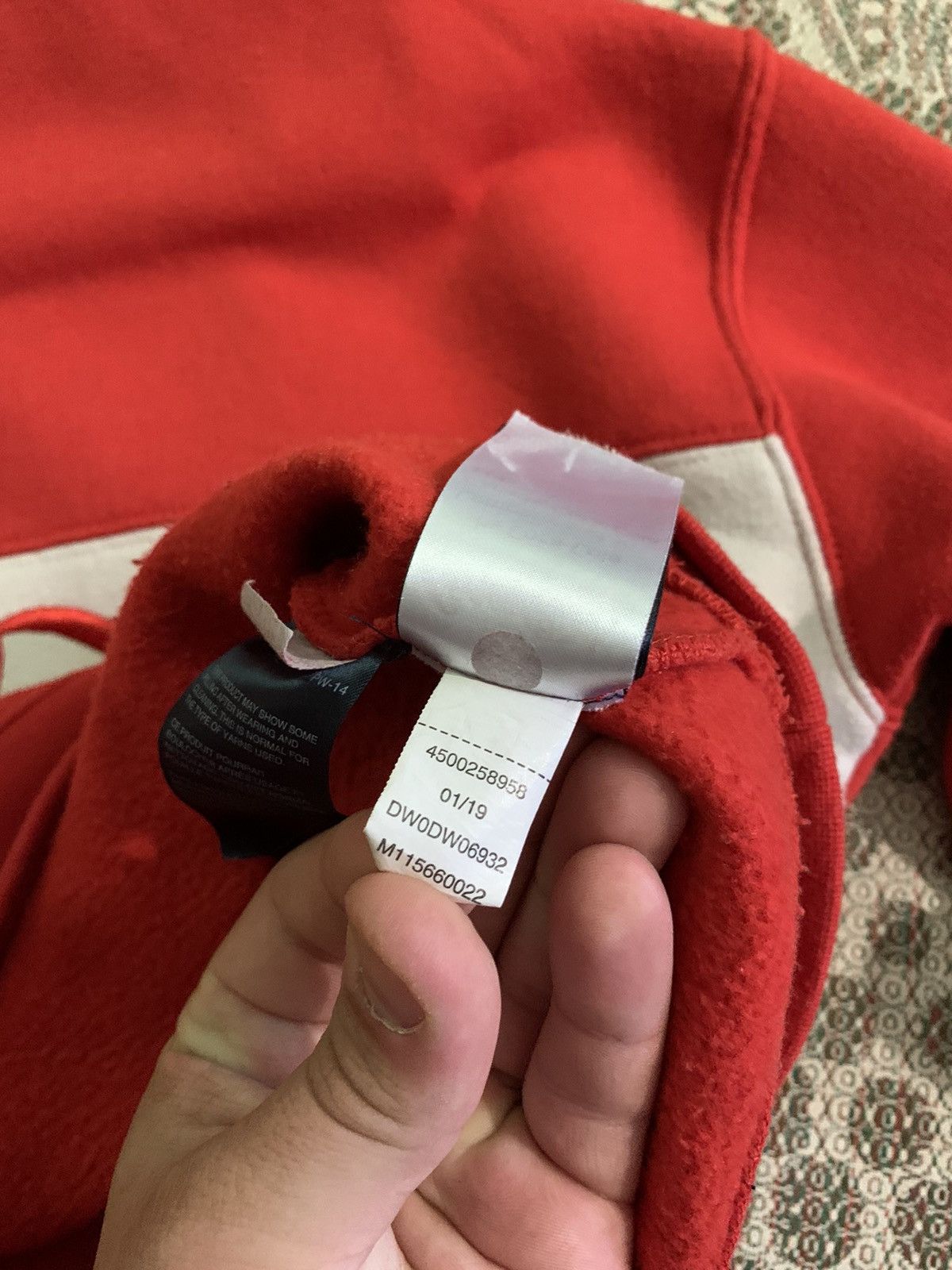 Coca Cola × Tommy Jeans × Vintage Tommy Jeans Coca Cola sweatshirt vintage Size US S / EU 44-46 / 1 - 10 Thumbnail