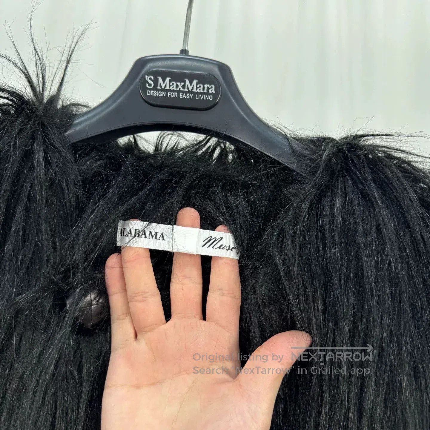 AYA MUSE Alabama Muse Black Fur Coat. Size M / US 6-8 / IT 42-44 - 5 Thumbnail