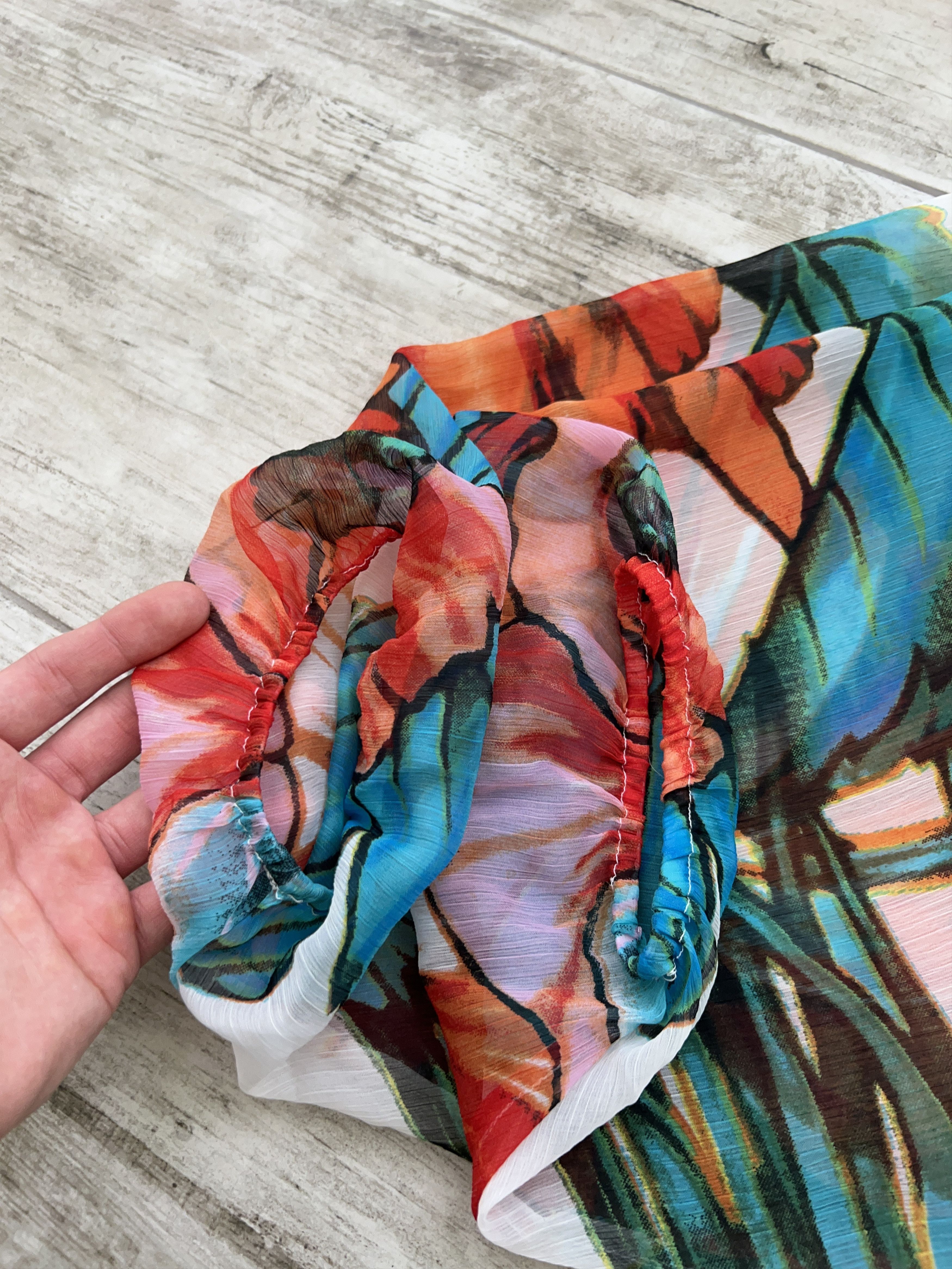 Designer × Desigual DESIGUAL Oversize Puffed Sleeves Lightweight Top Size L / US 10 / IT 46 - 11 Thumbnail