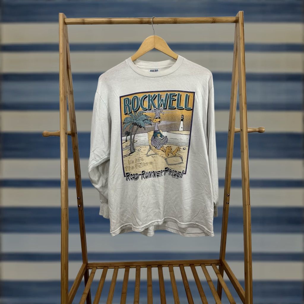 Jerzees VTG Rockwell Road Runner Pride Long Sleeve T-Shirt L Mens White JERZEES Rockwell Road Runner Pride Distressed Workwear Thrashed 90s? Size US L / EU 52-54 / 3 - 1 Thumbnail